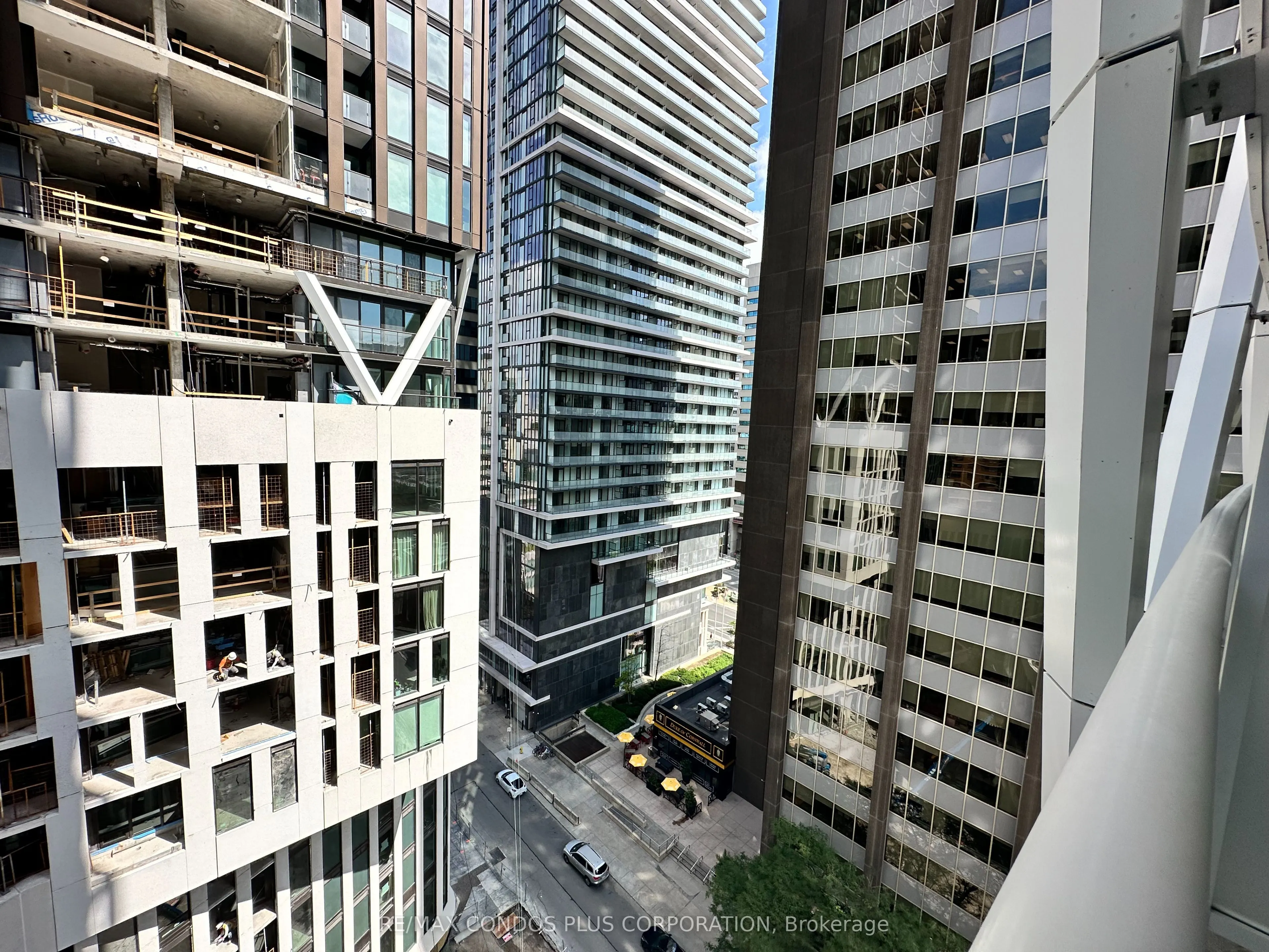 230 Simcoe Street, #1123