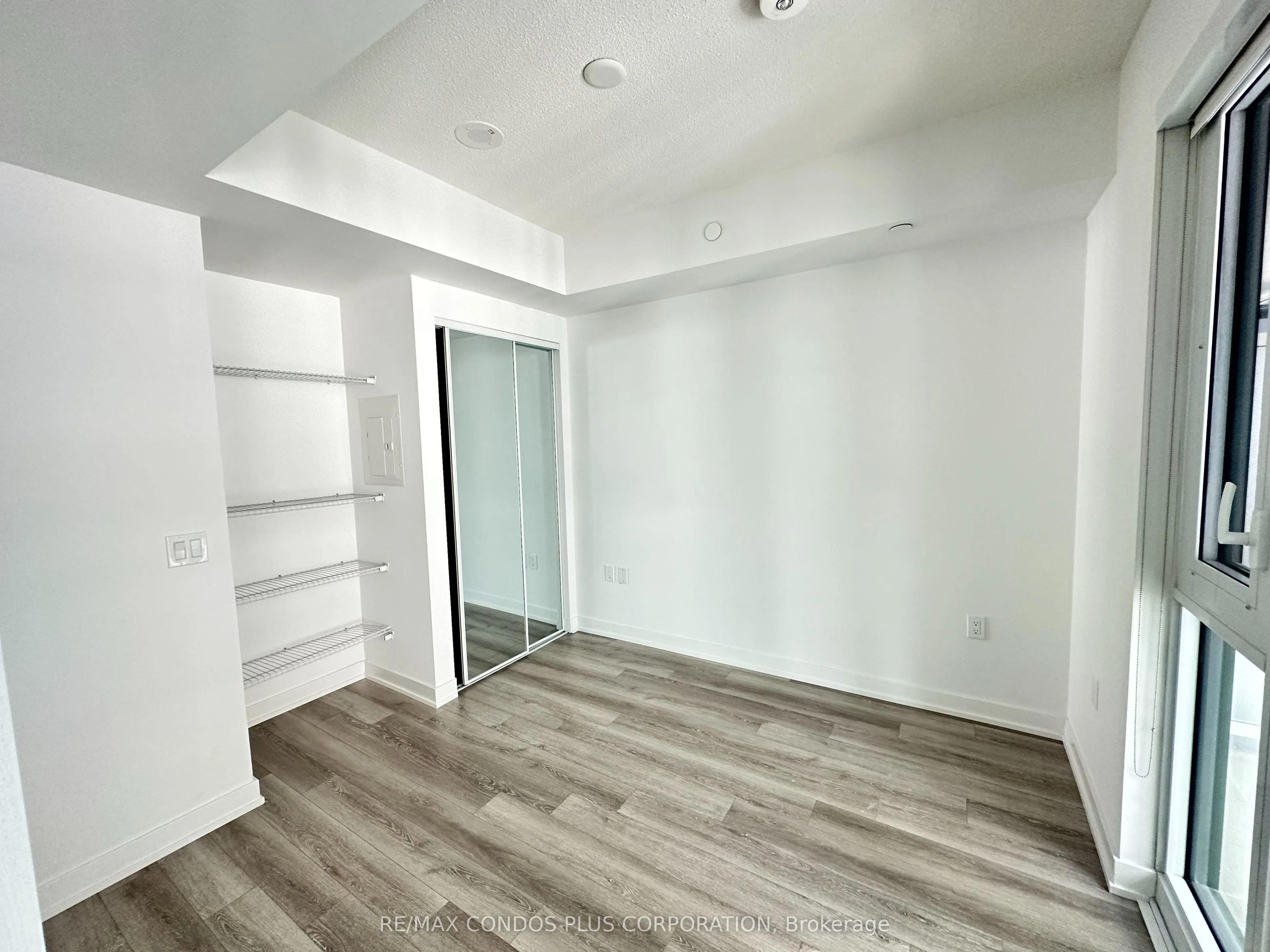 230 Simcoe Street, #1123