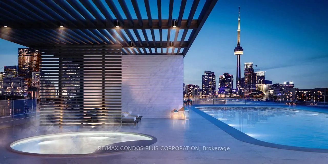 230 Simcoe Street, #1123