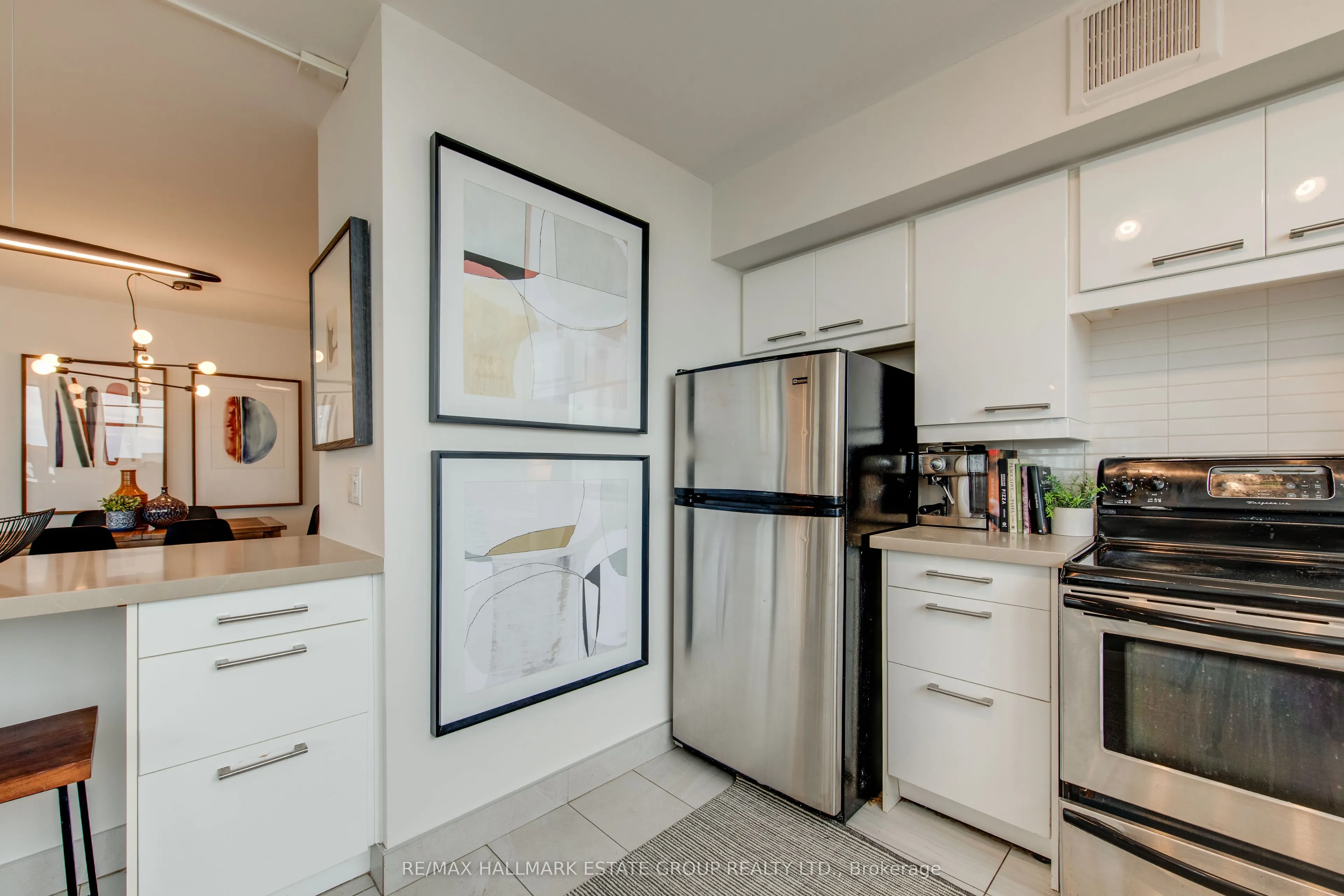270 Queens Quay W, #1102