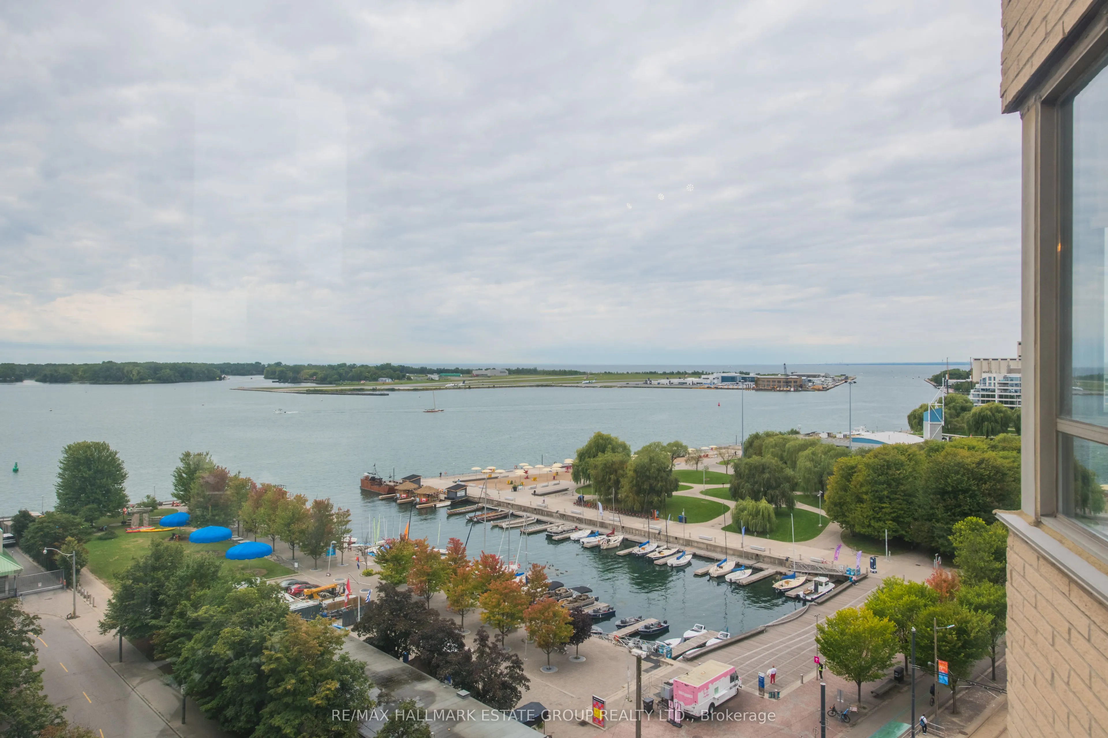 270 Queens Quay W, #1102