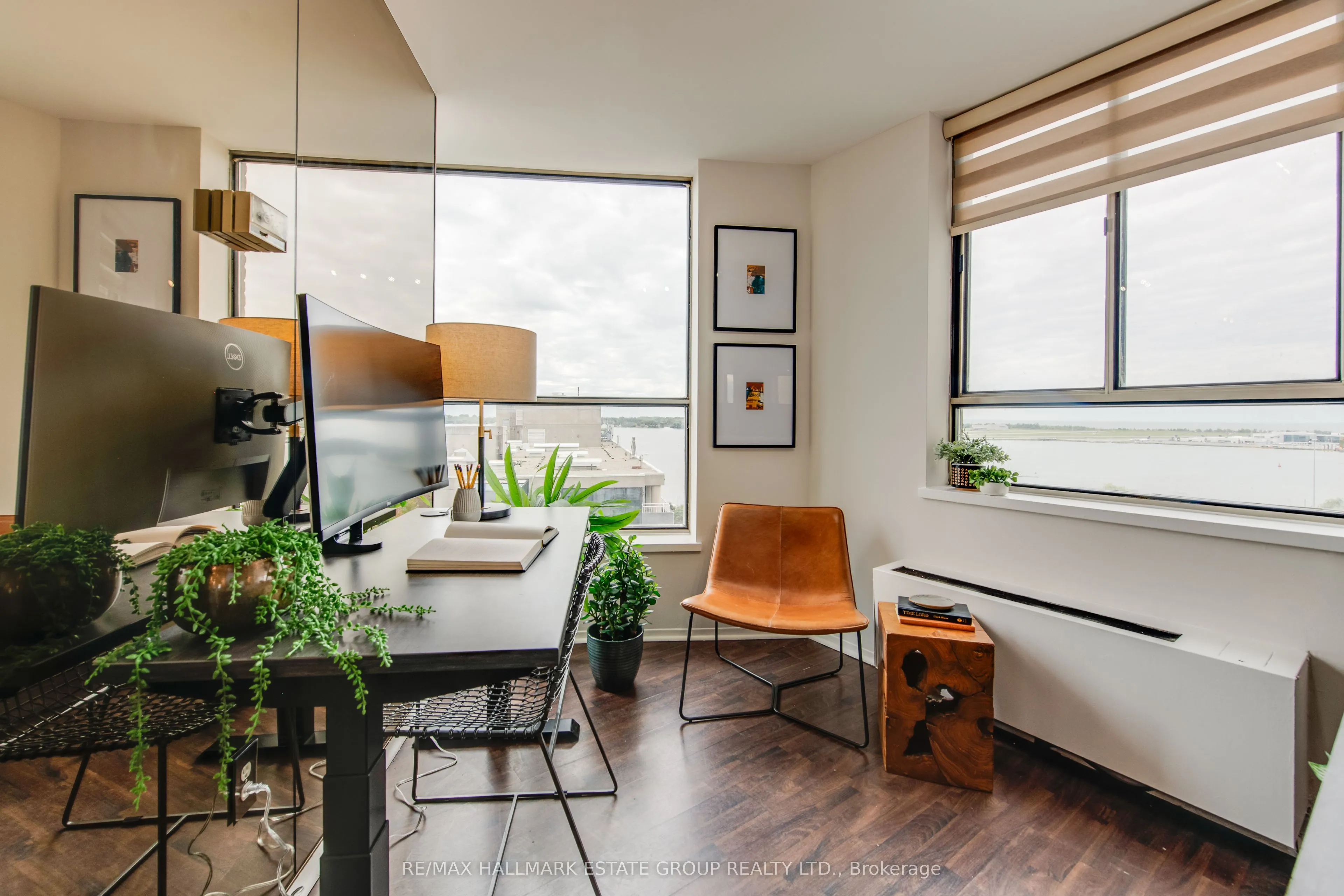 270 Queens Quay W, #1102