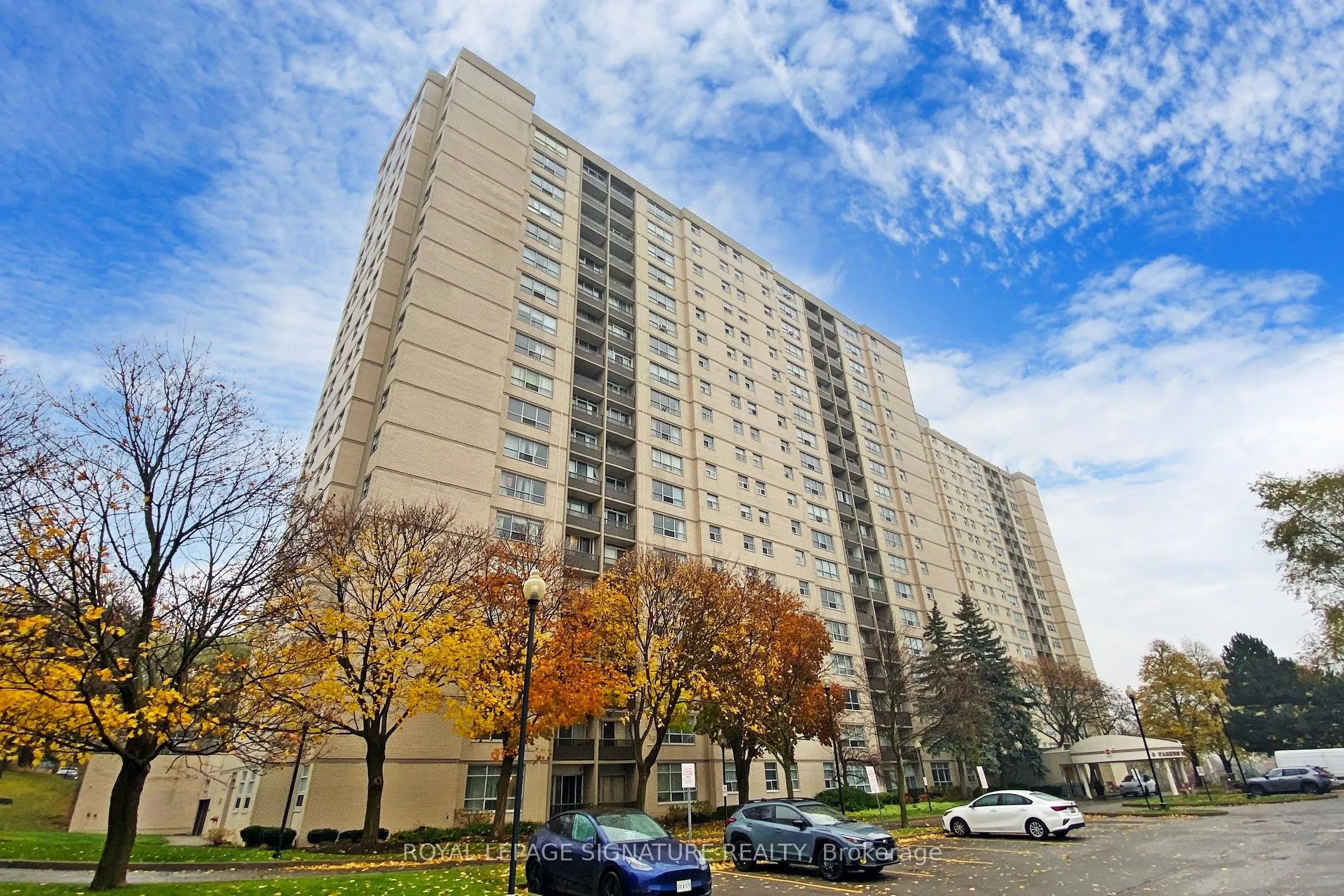 5 Parkway Forest Drive, #801