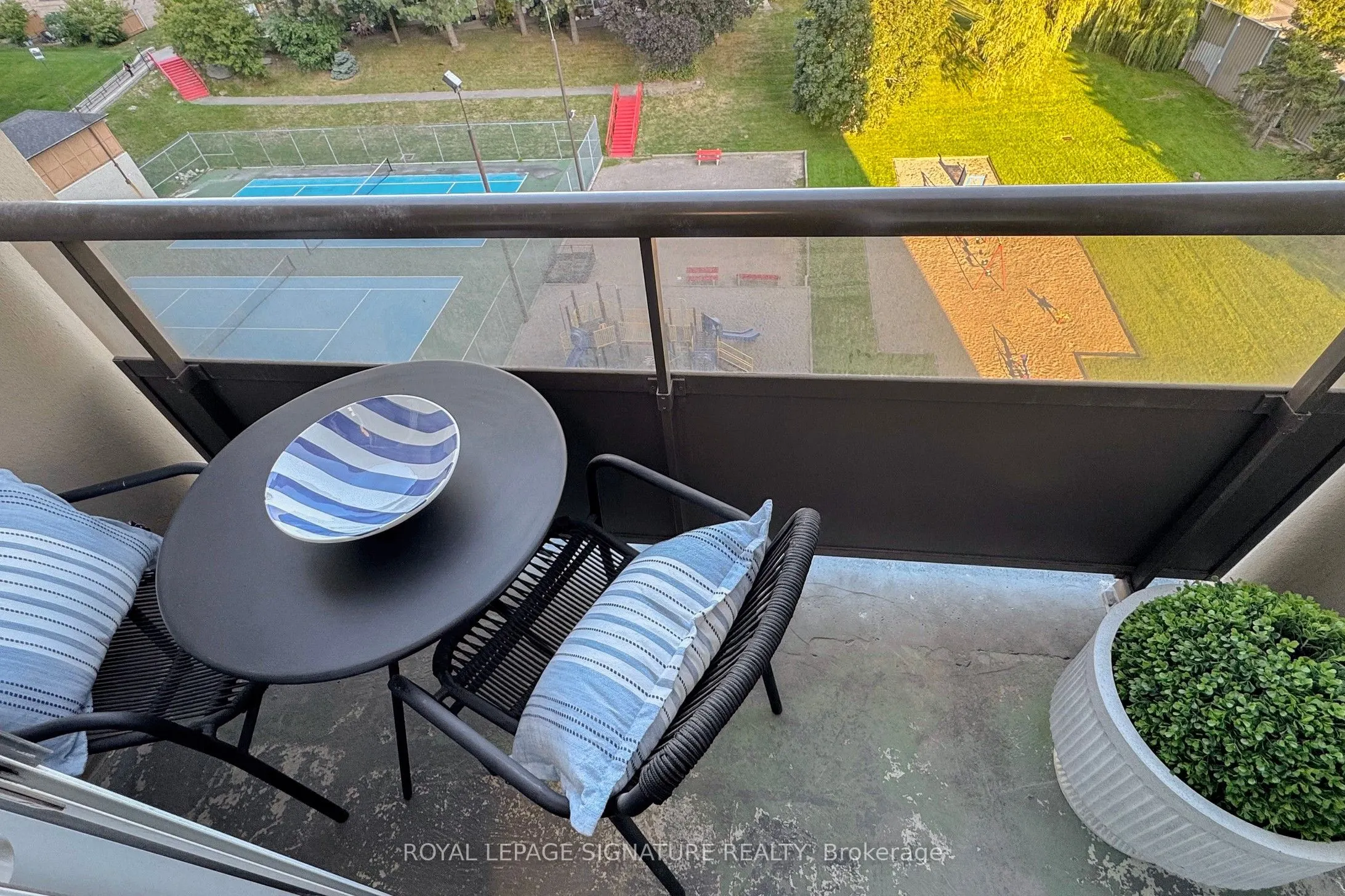 5 Parkway Forest Drive, #801