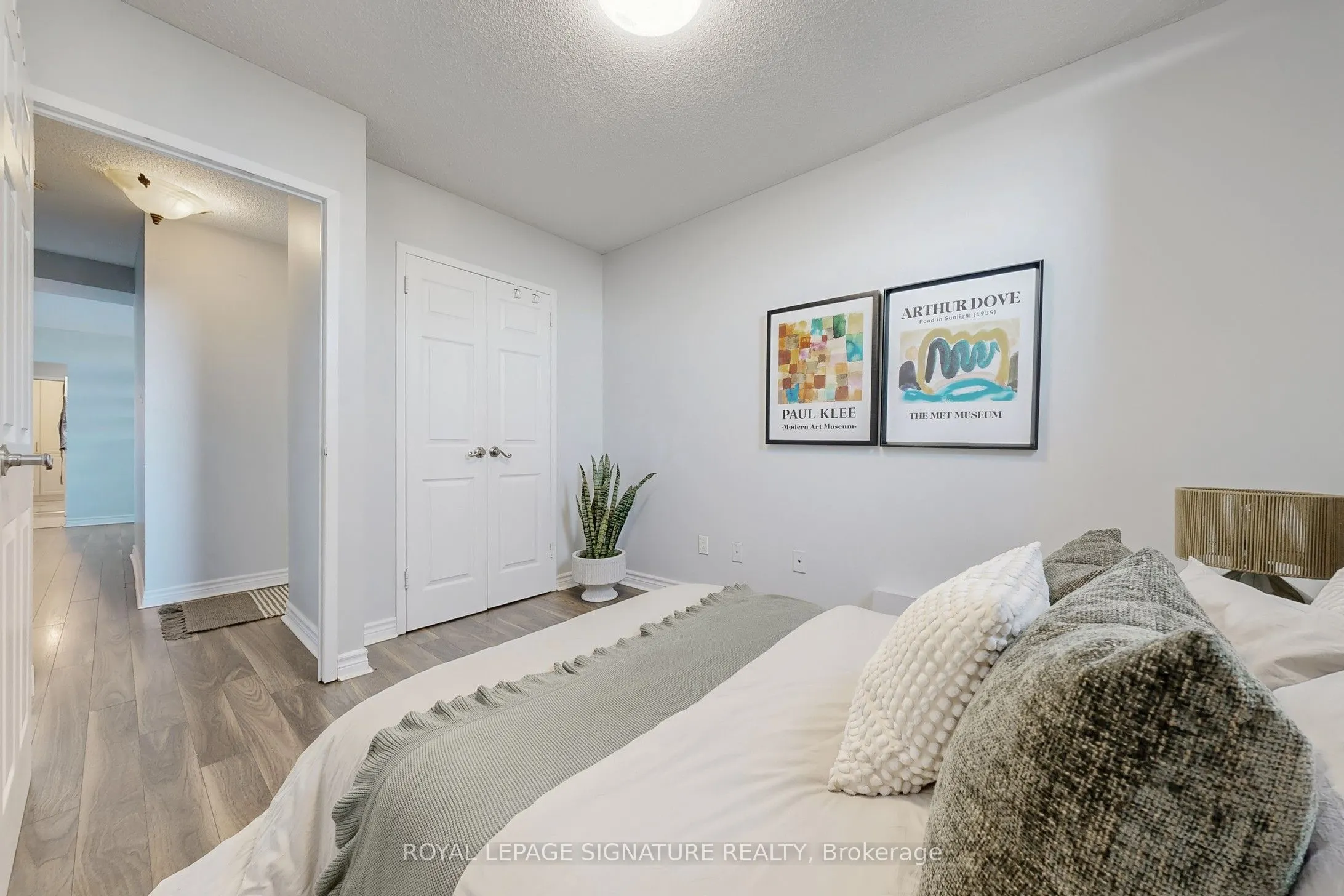 5 Parkway Forest Drive, #801