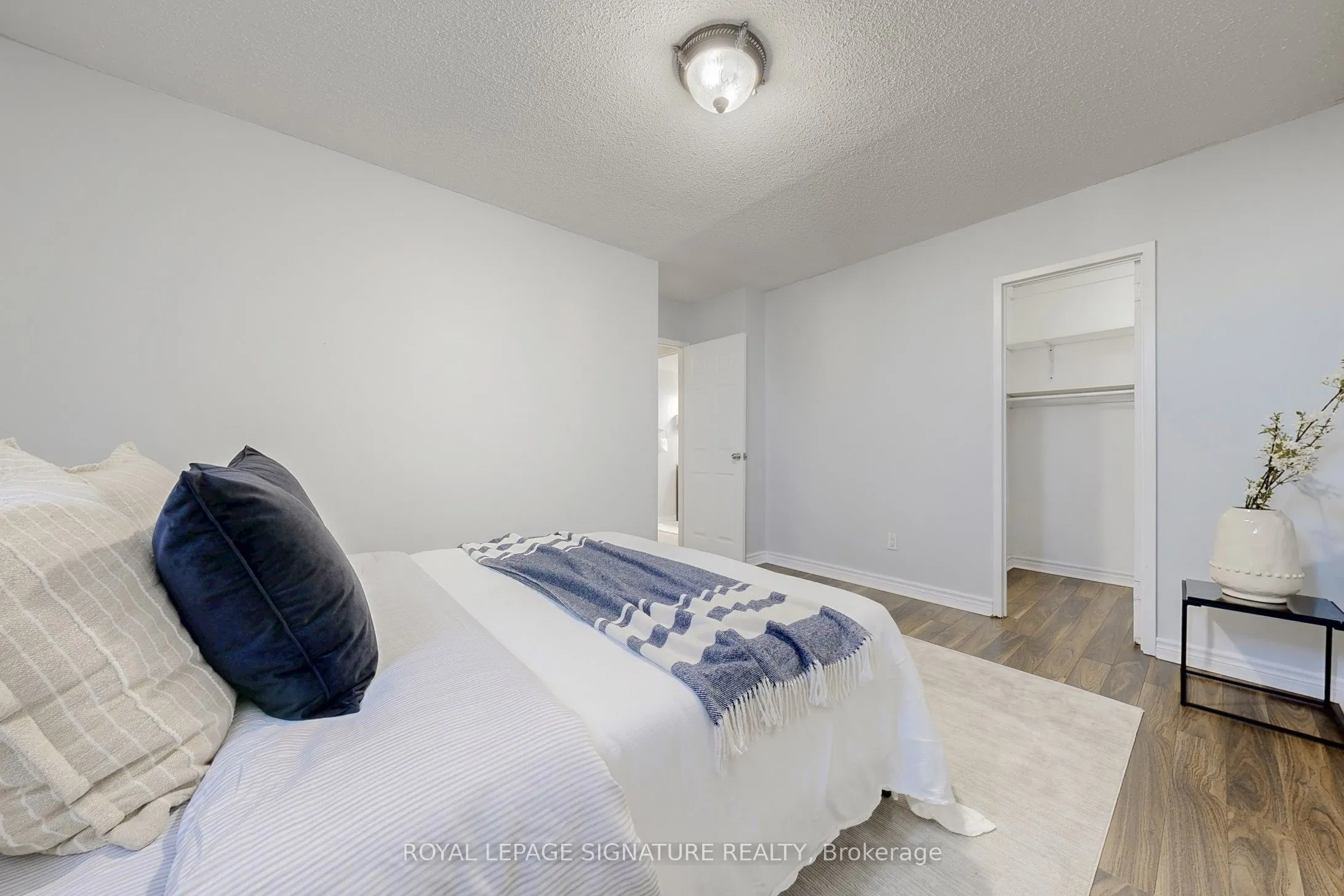 5 Parkway Forest Drive, #801