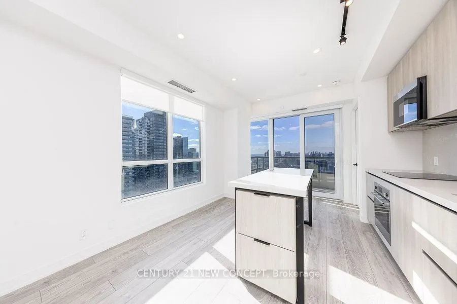 108 Peter Street, #2610