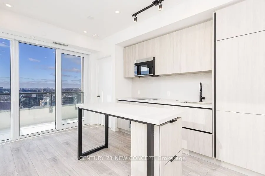 108 Peter Street, #2610