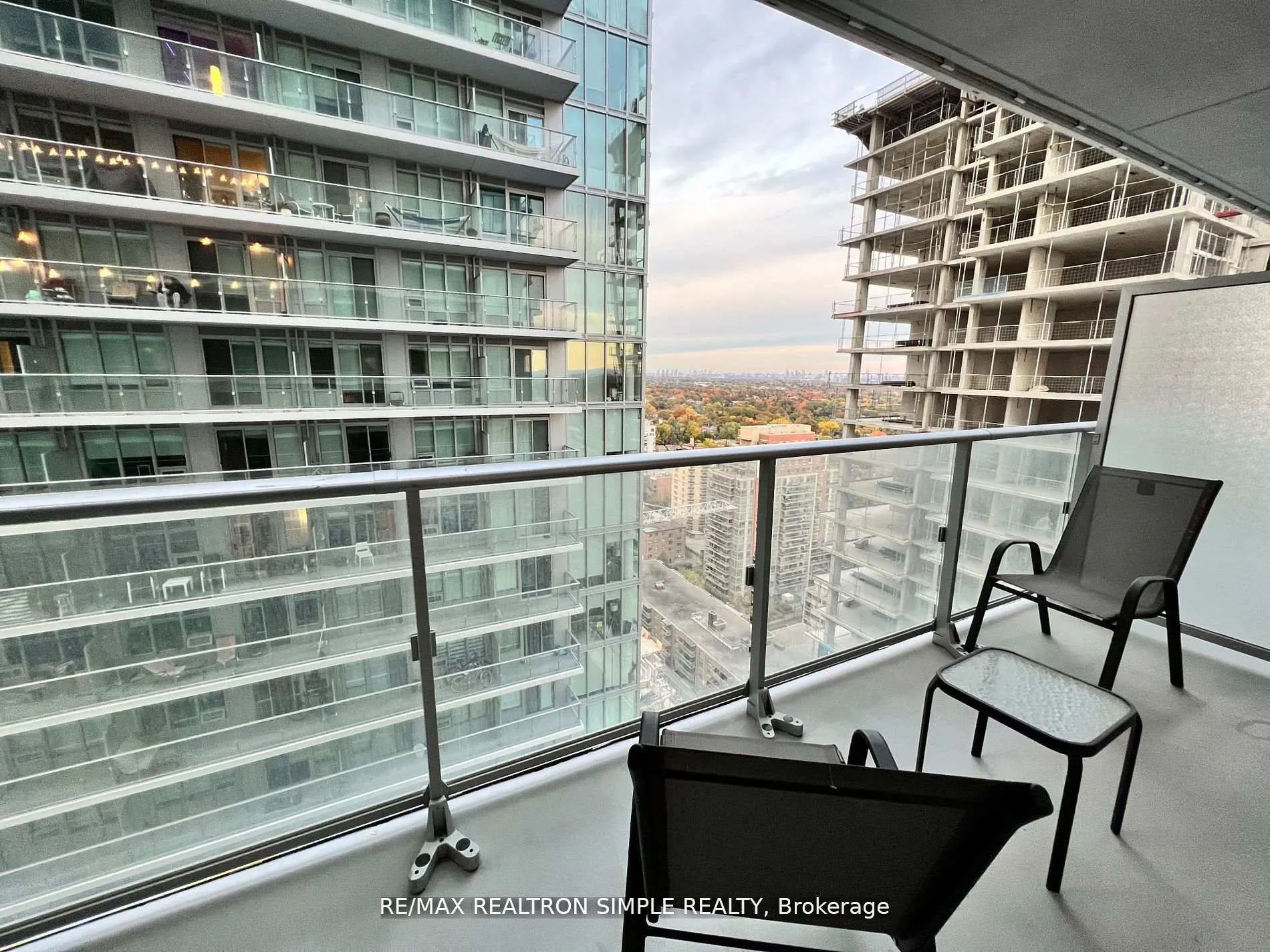 195 Redpath Avenue, #2602
