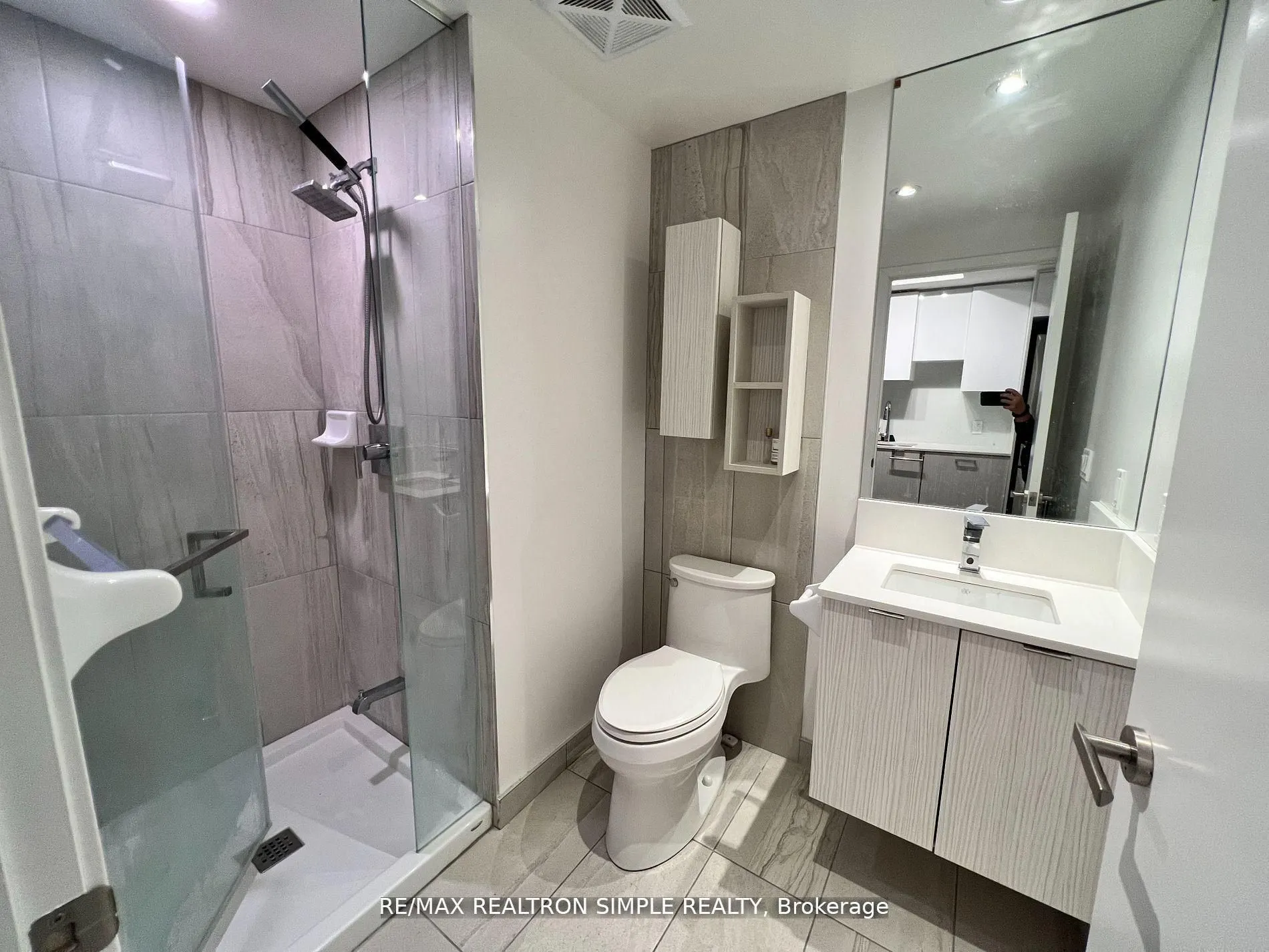 195 Redpath Avenue, #2602