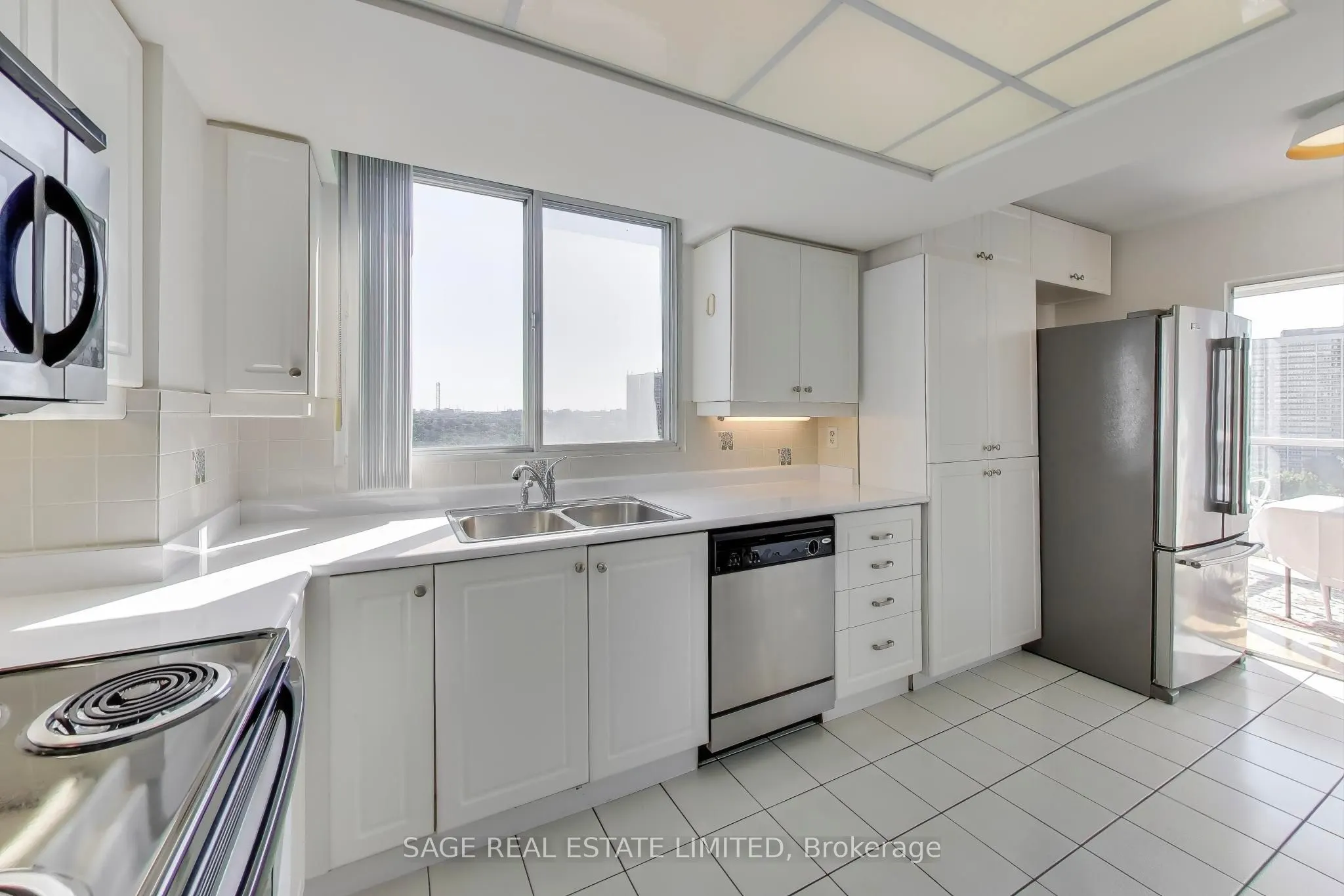 5 Concorde Place, #1201
