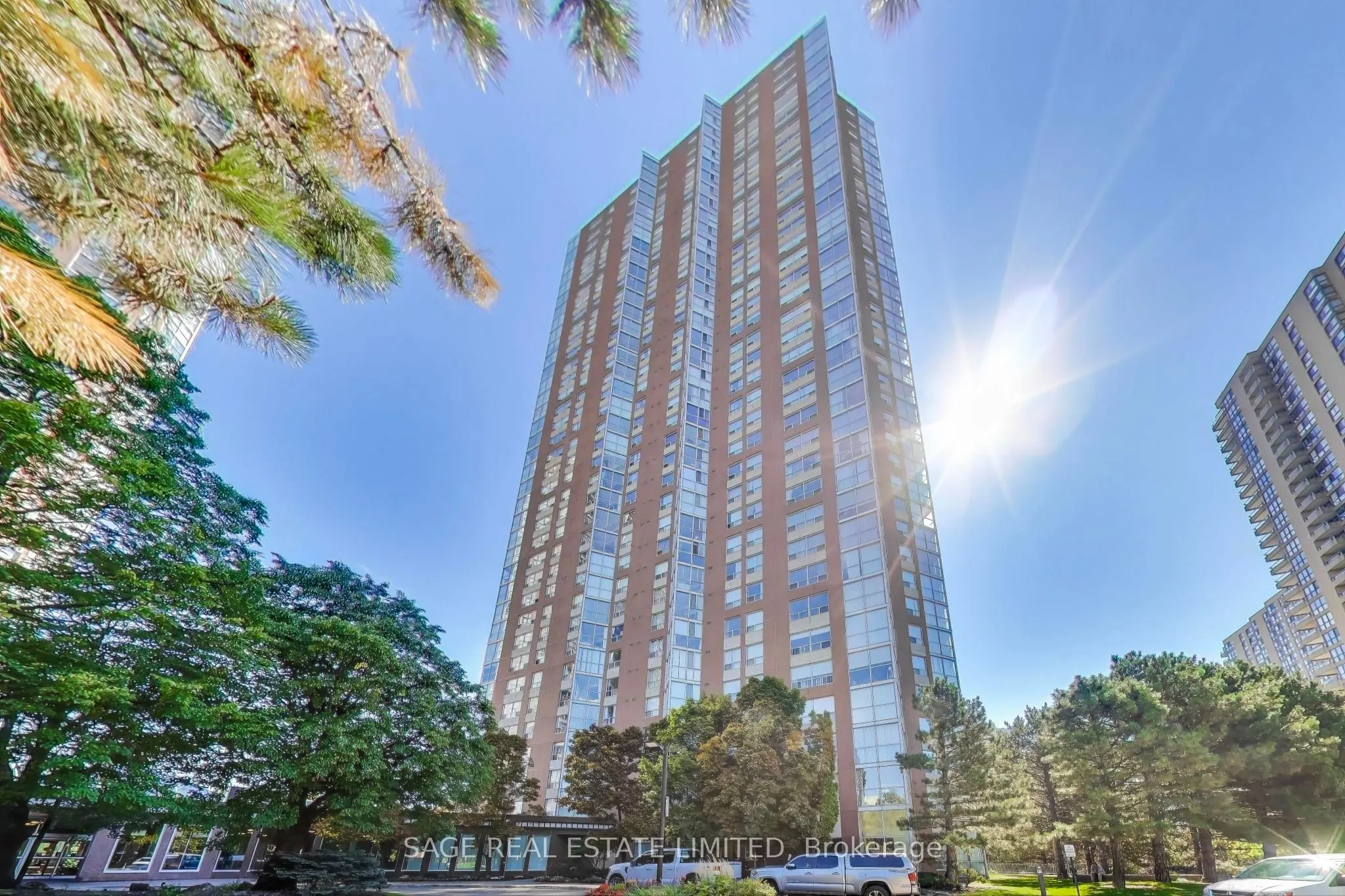 5 Concorde Place, #1201