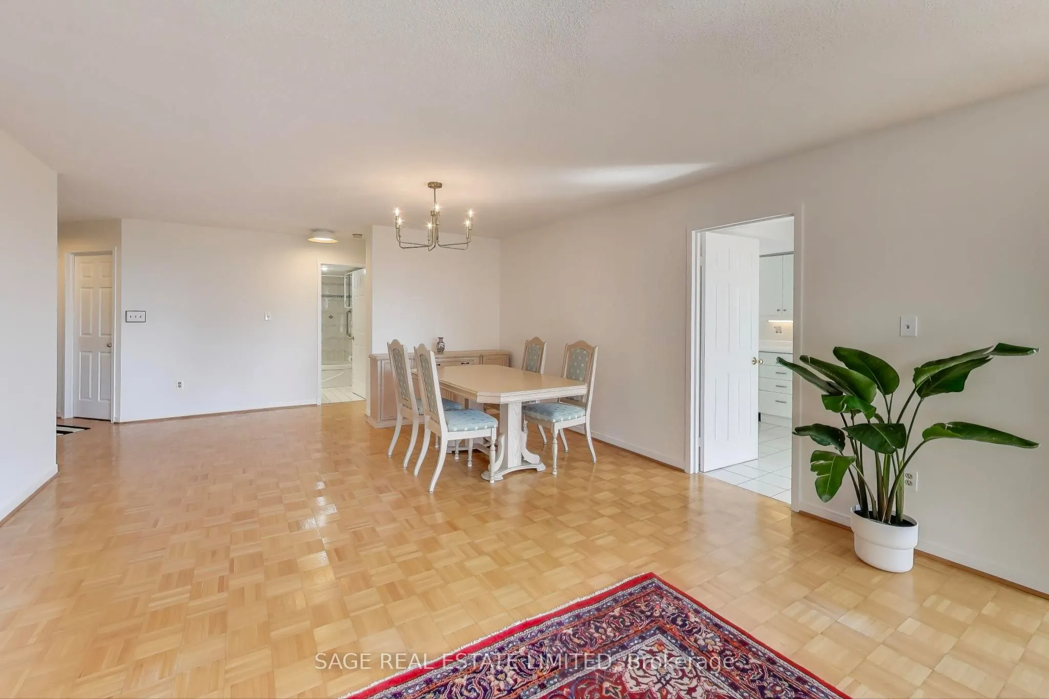 5 Concorde Place, #1201