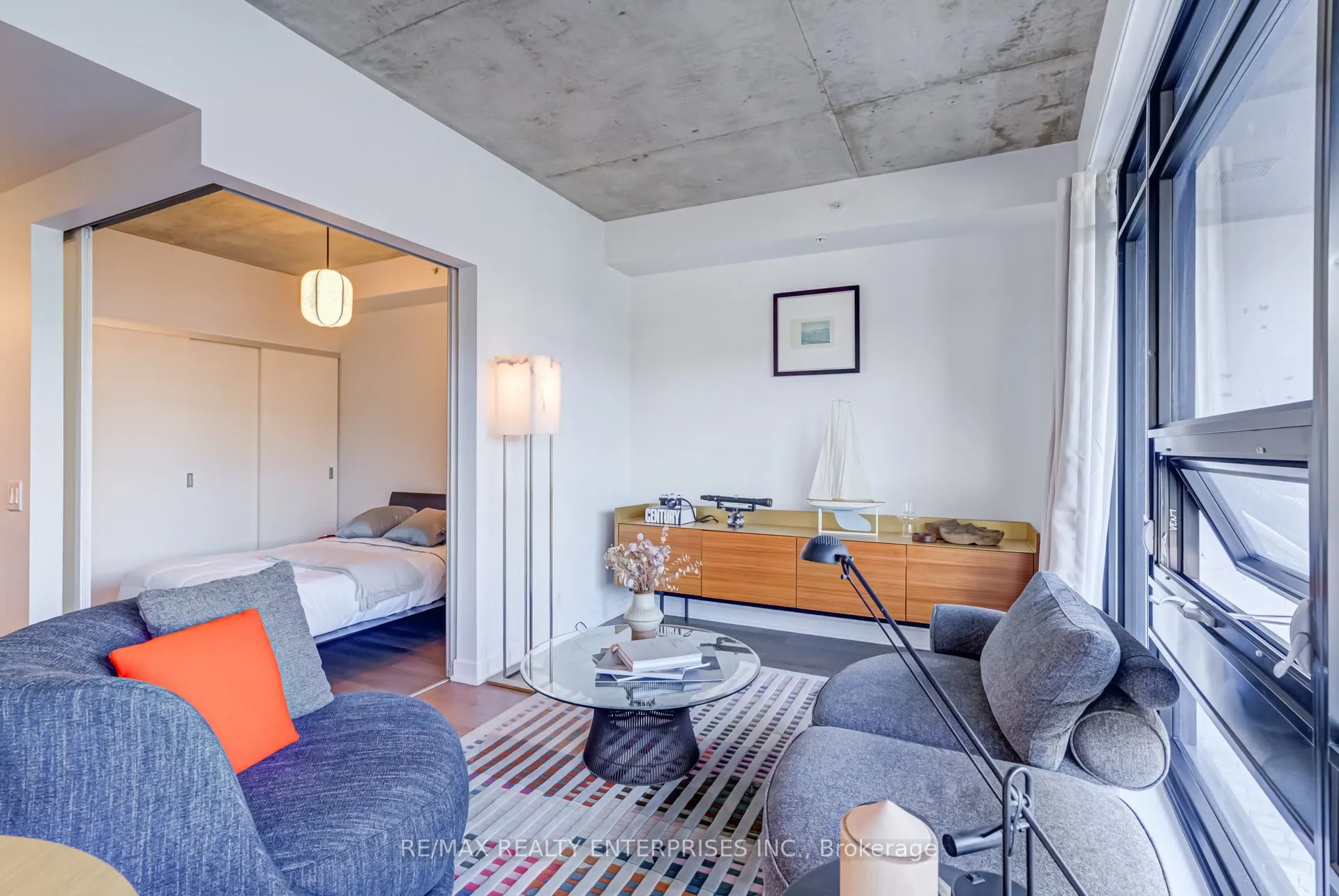 1239 Dundas Street W, #204