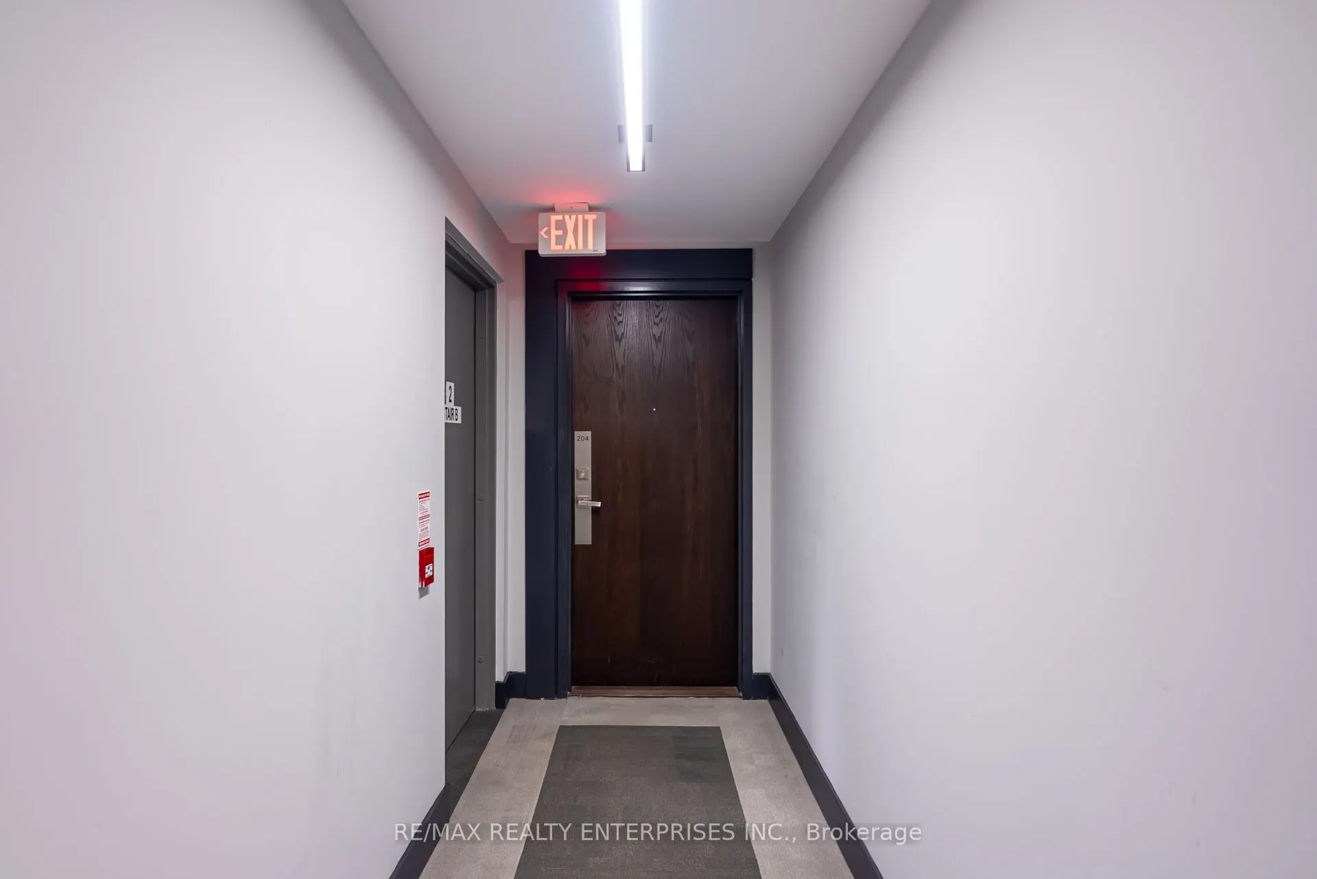1239 Dundas Street W, #204