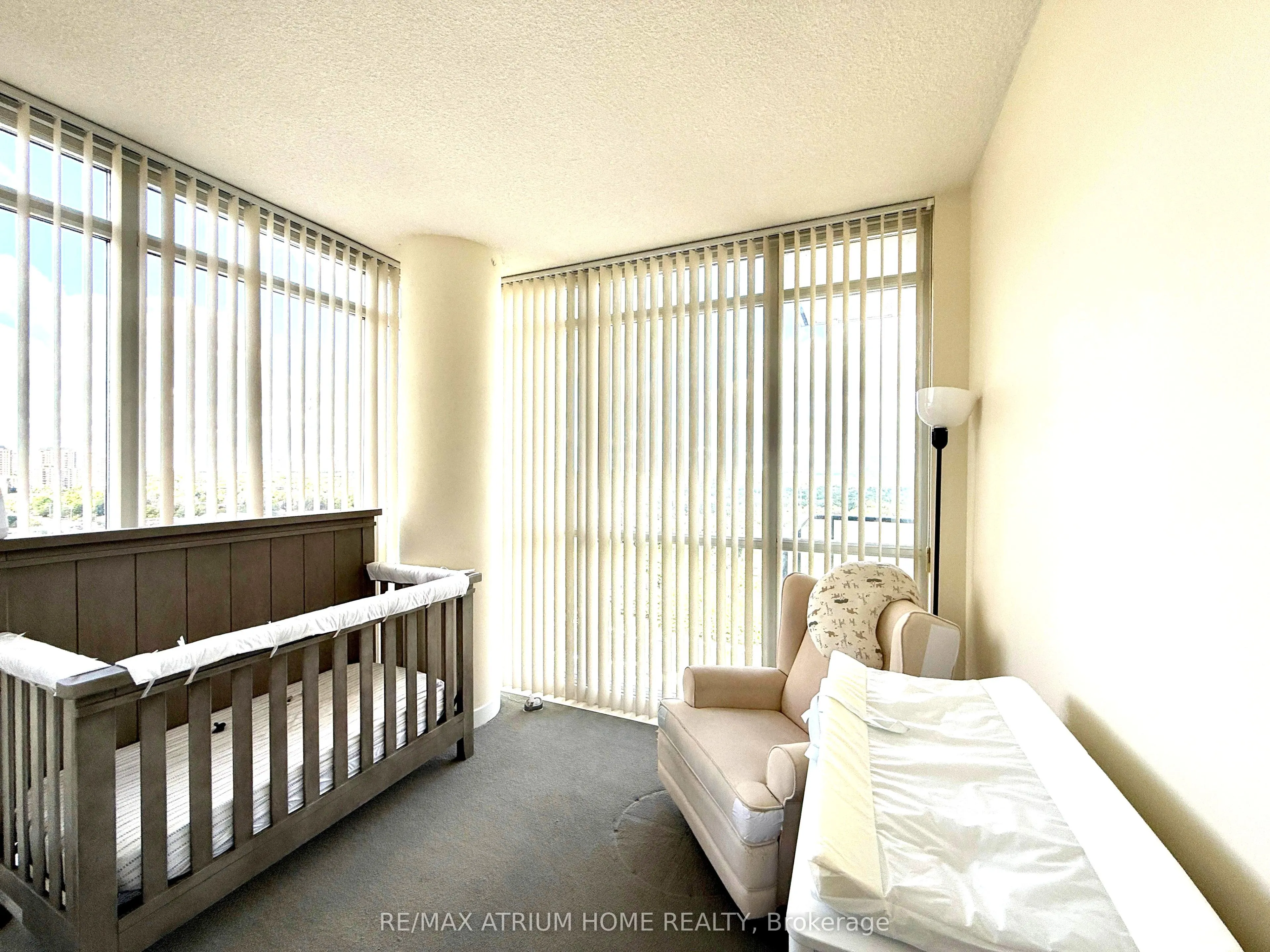 29 Singer Court, #2605