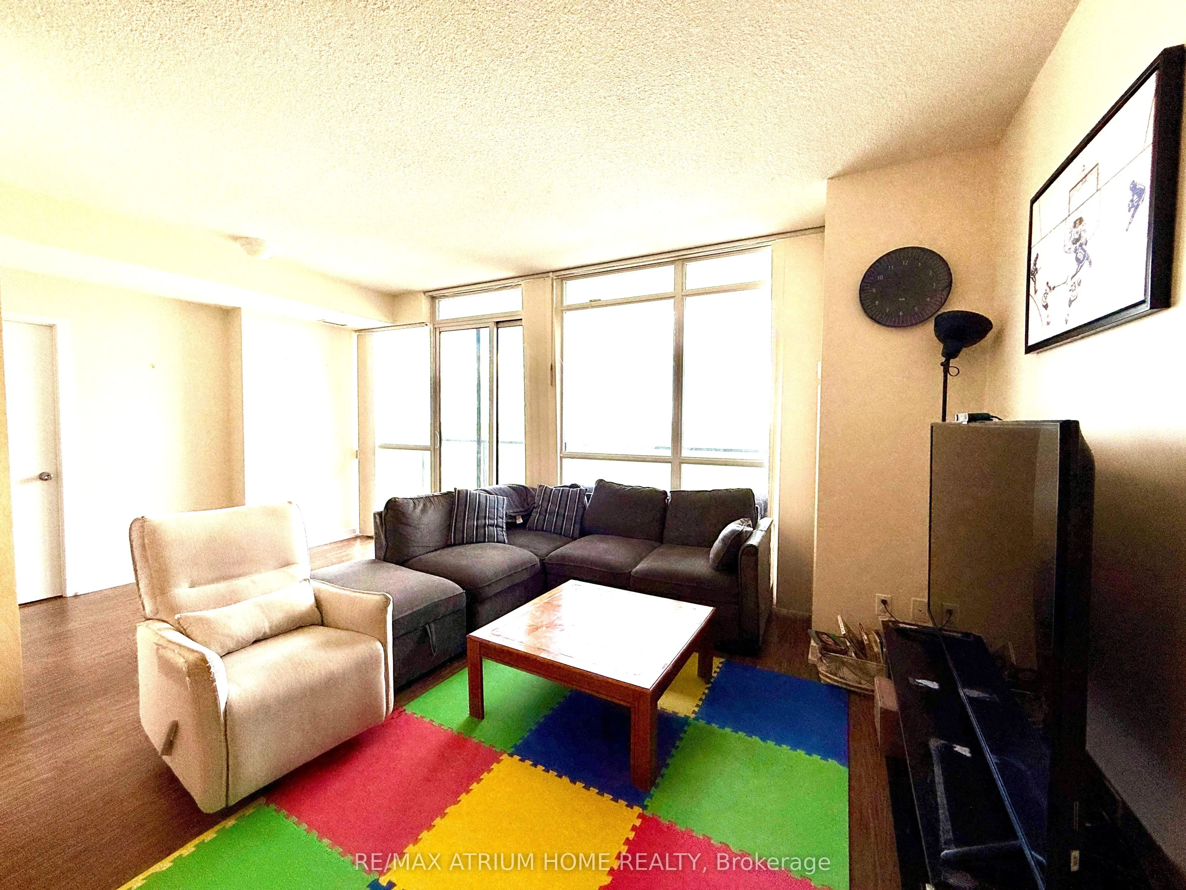 29 Singer Court, #2605