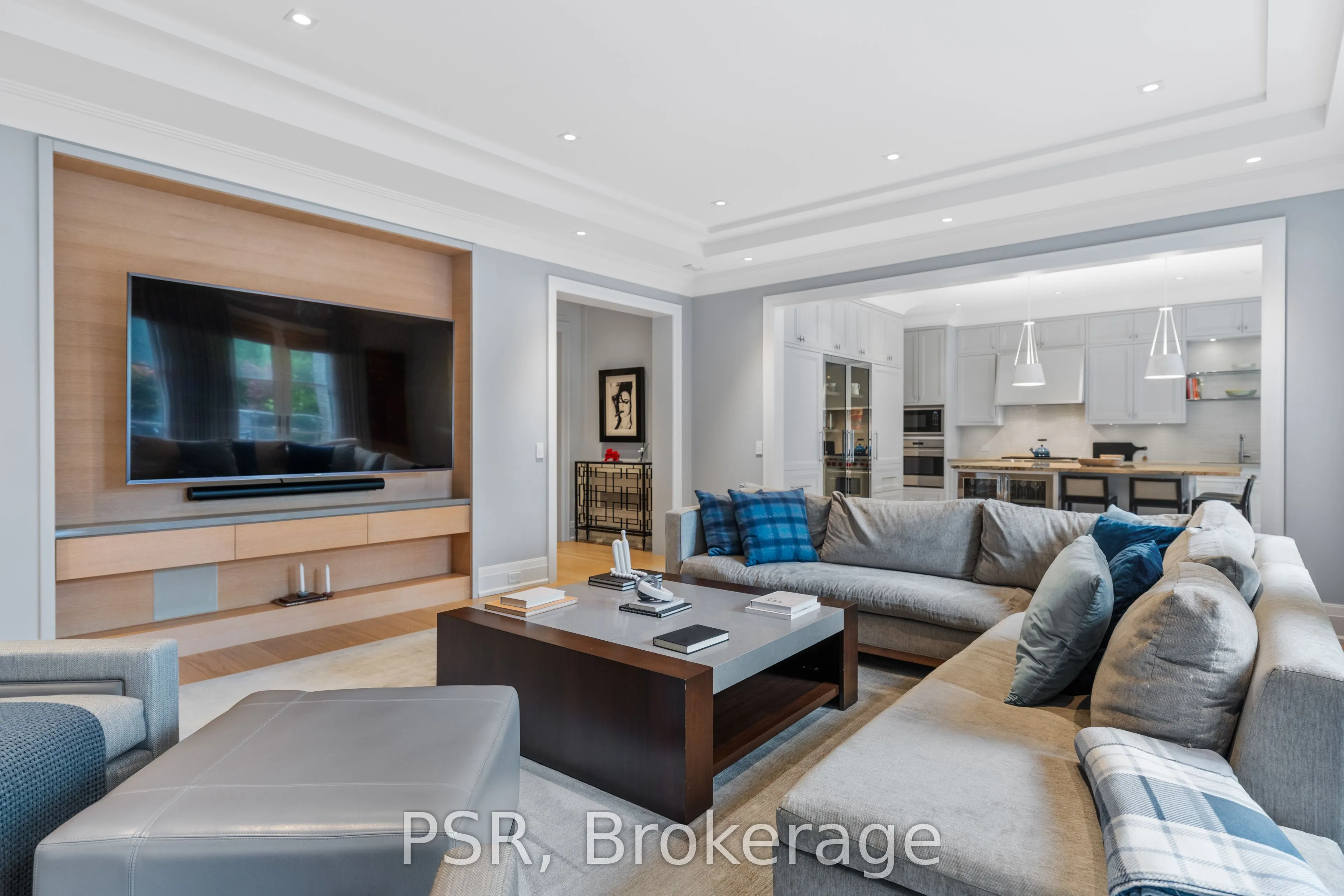 221 Dunvegan Road