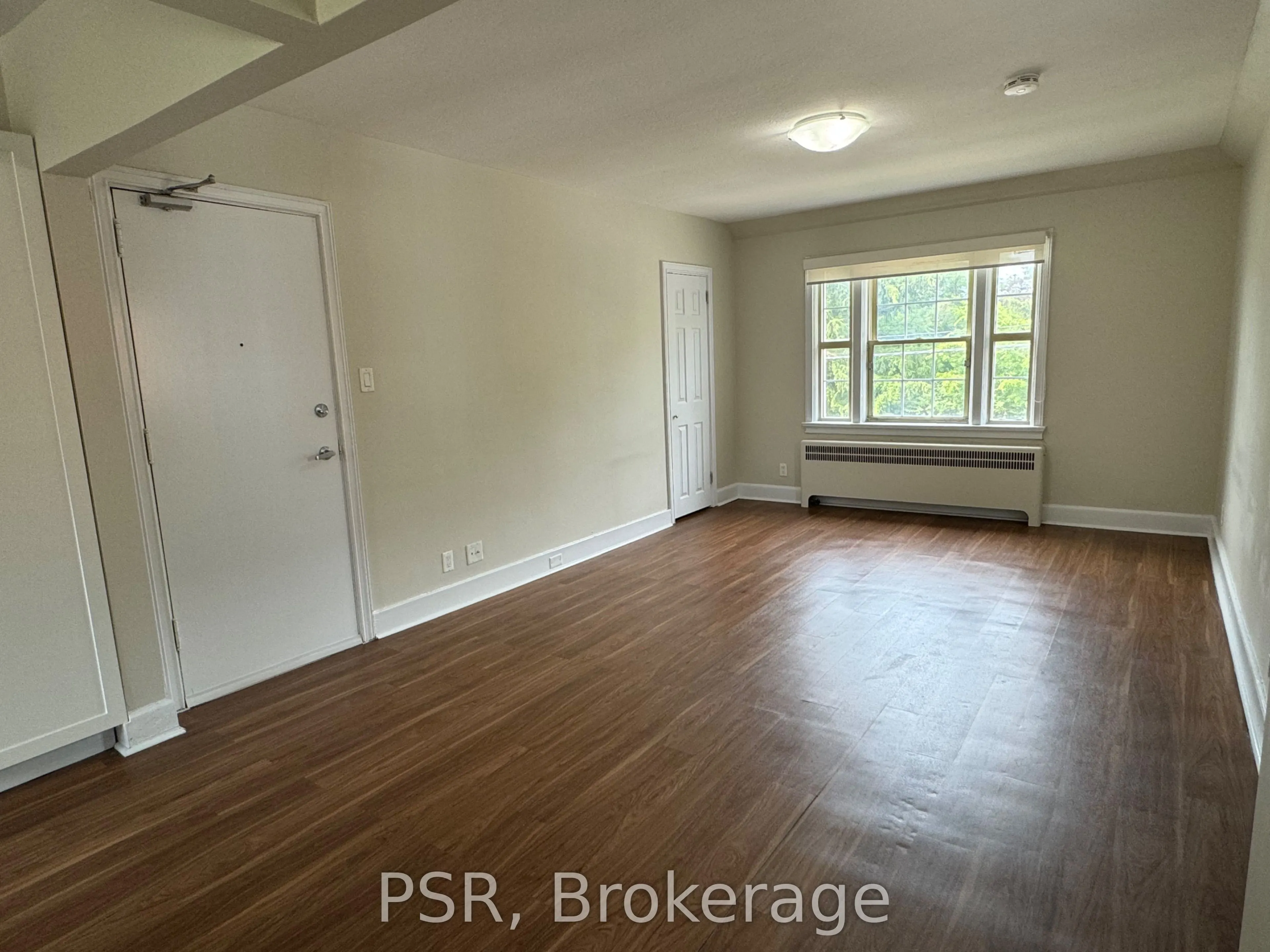1353 Bayview Avenue, #U01