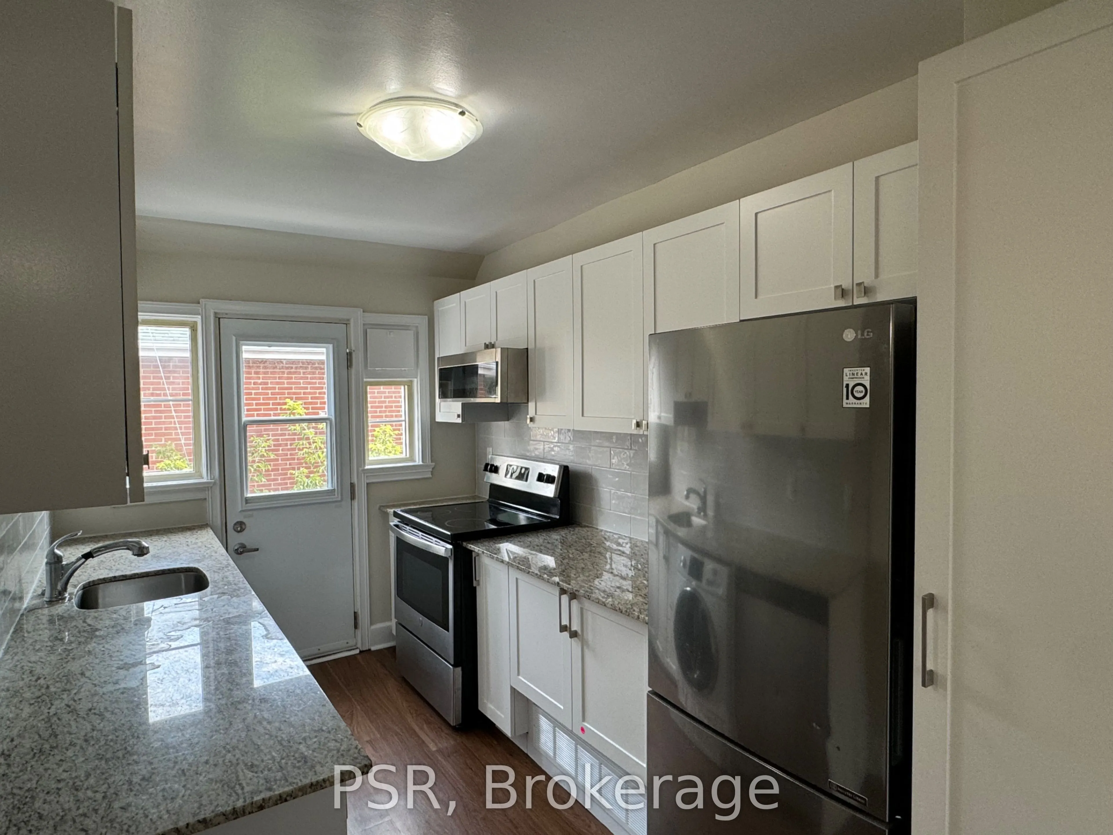 1353 Bayview Avenue, #U01