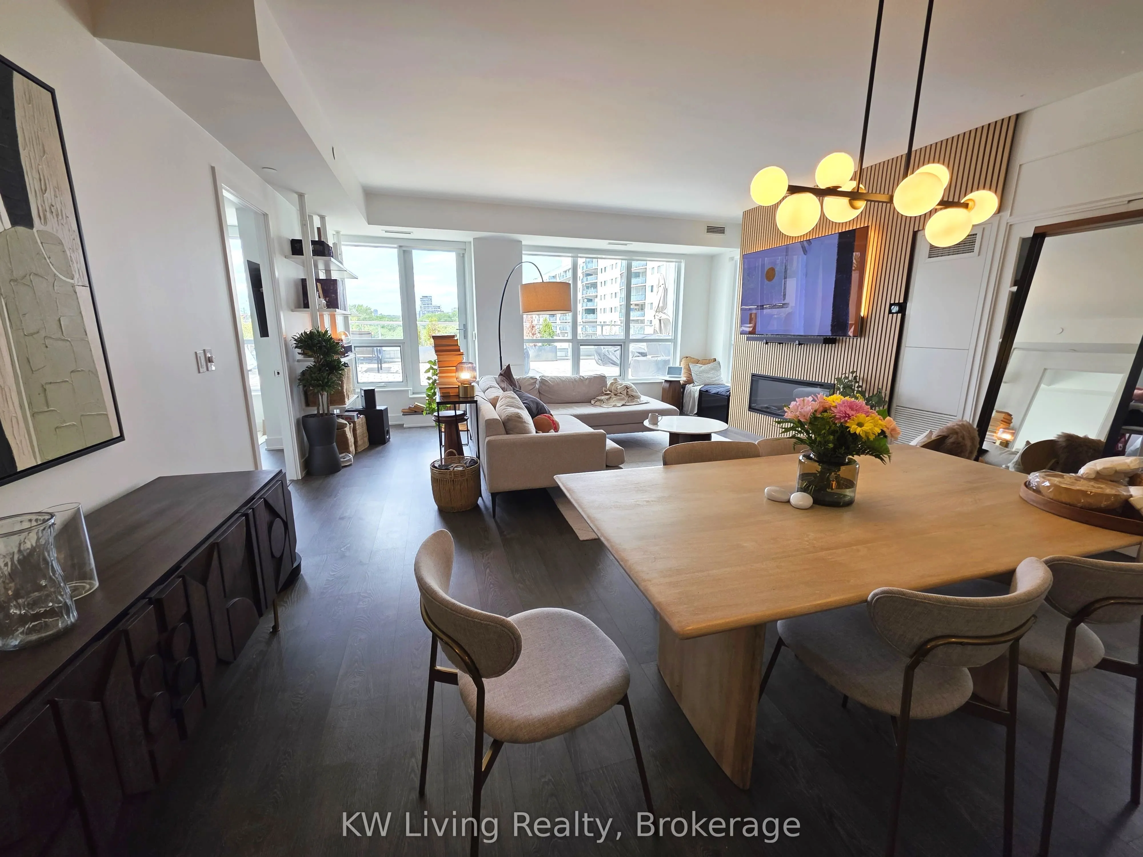 38 Cameron Street, #608