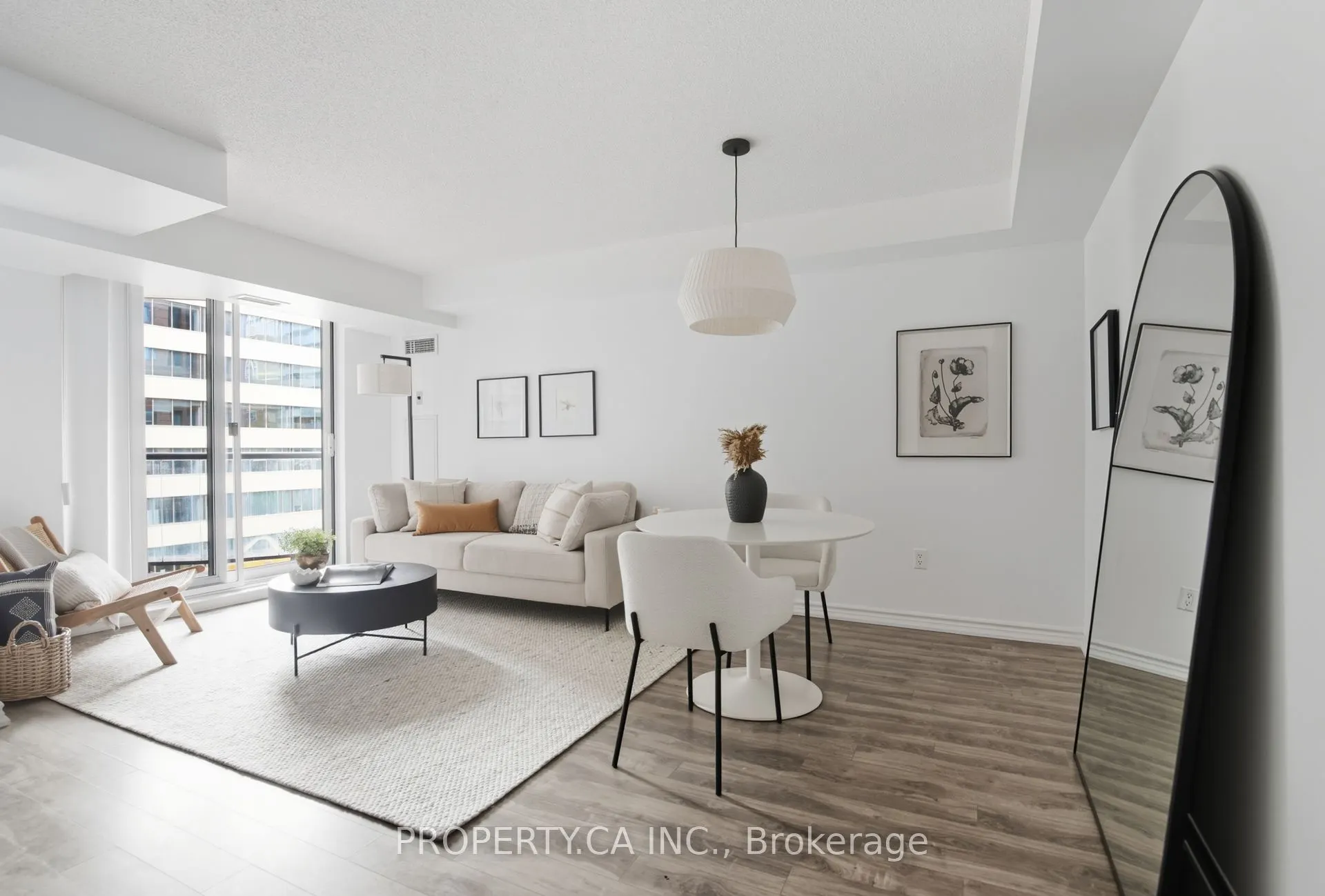 801 Bay Street, #709