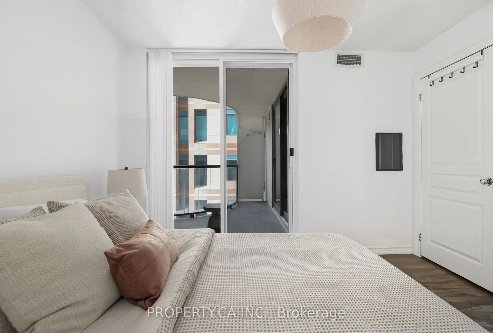 801 Bay Street, #709