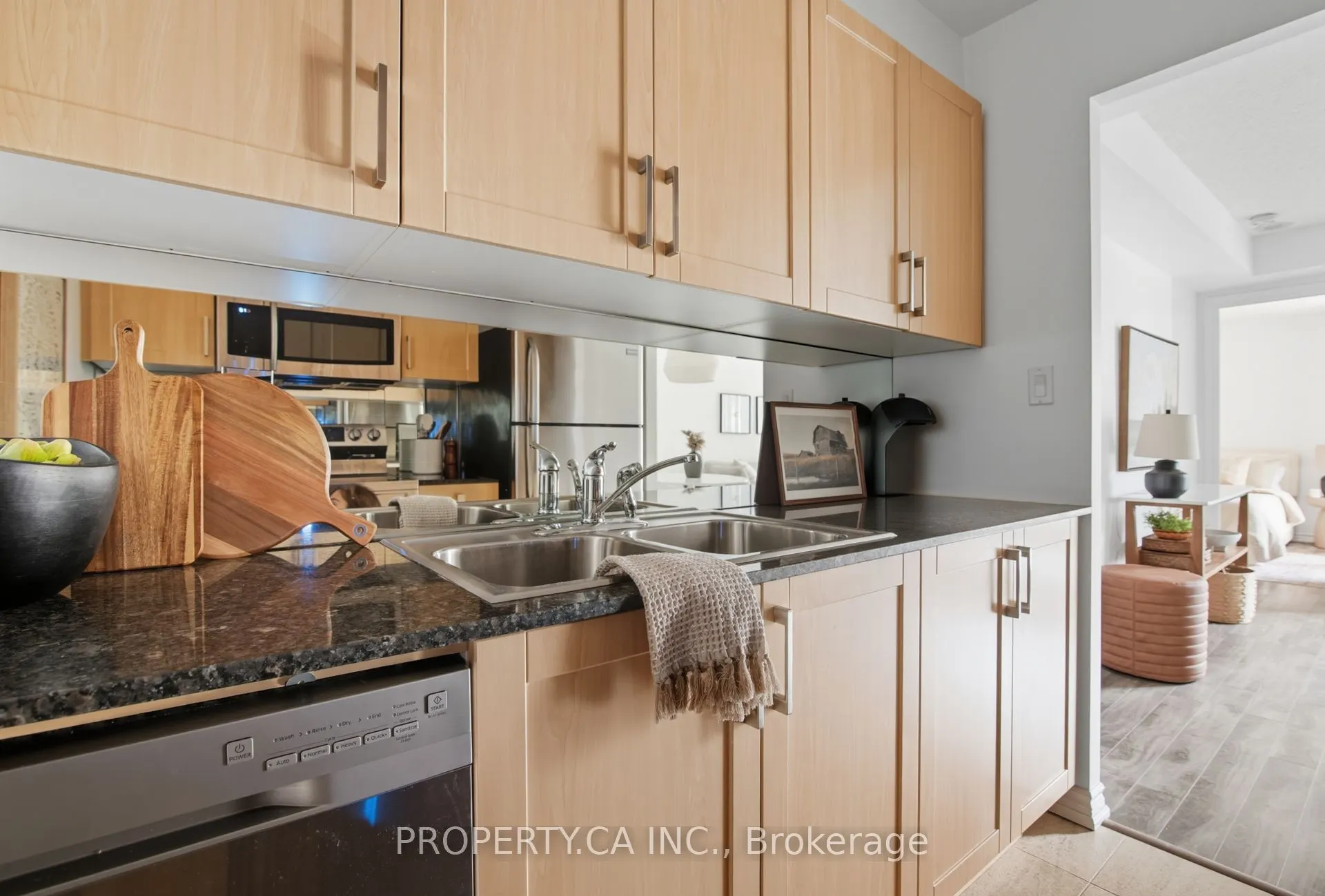 801 Bay Street, #709