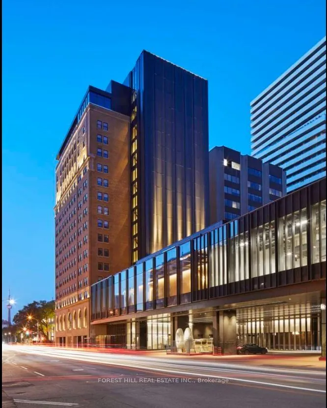 2 Avenue Road, #401