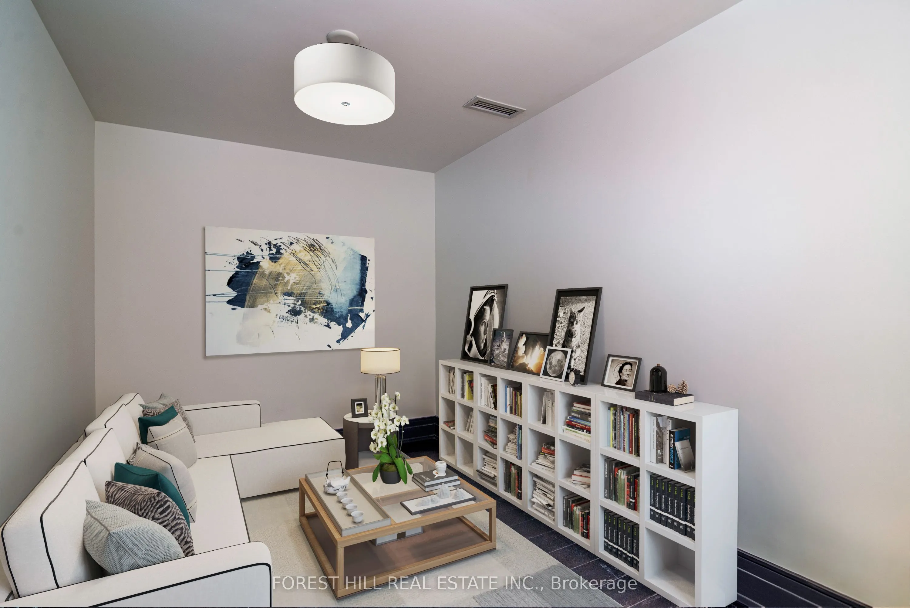 2 Avenue Road, #401