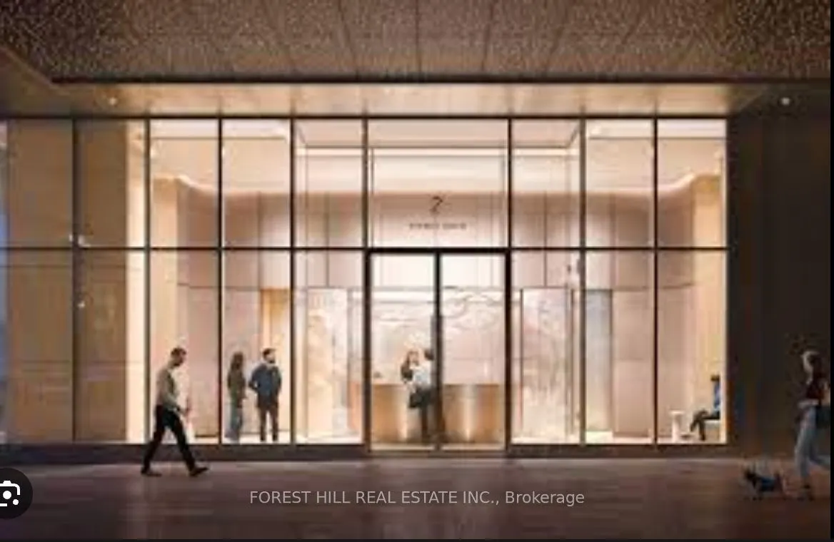 2 Avenue Road, #401