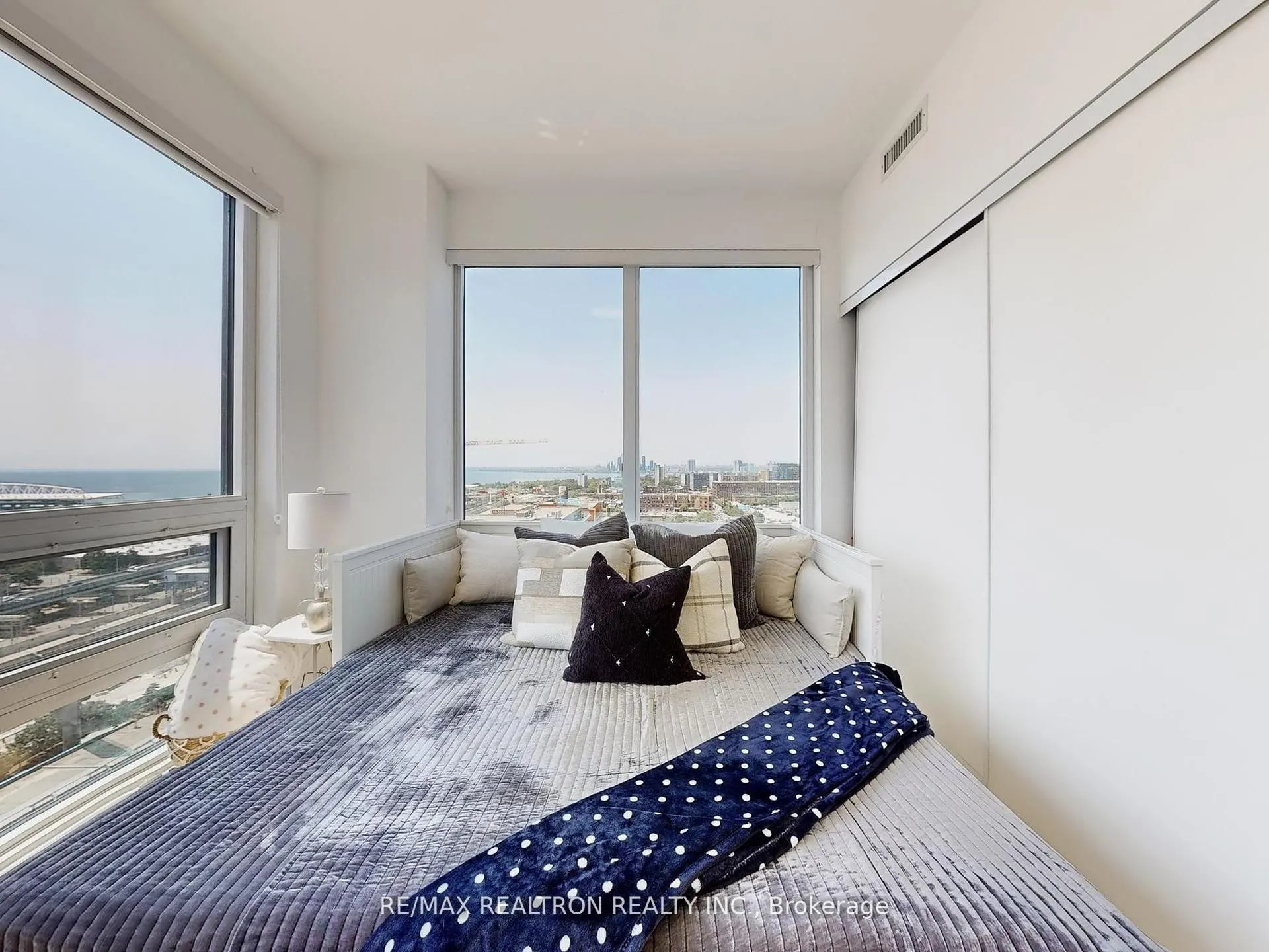 135 East Liberty Street, #1603