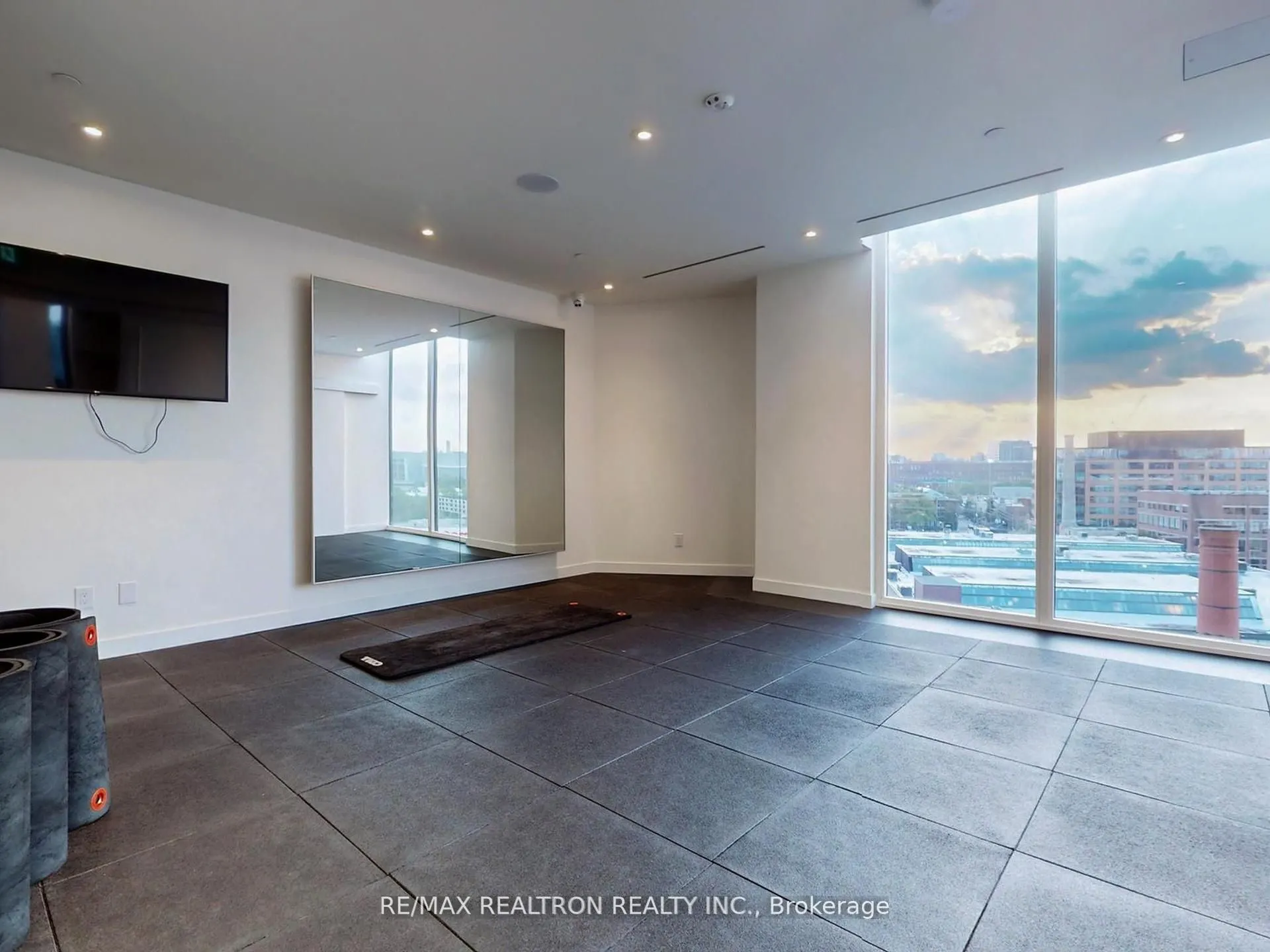 135 East Liberty Street, #1603