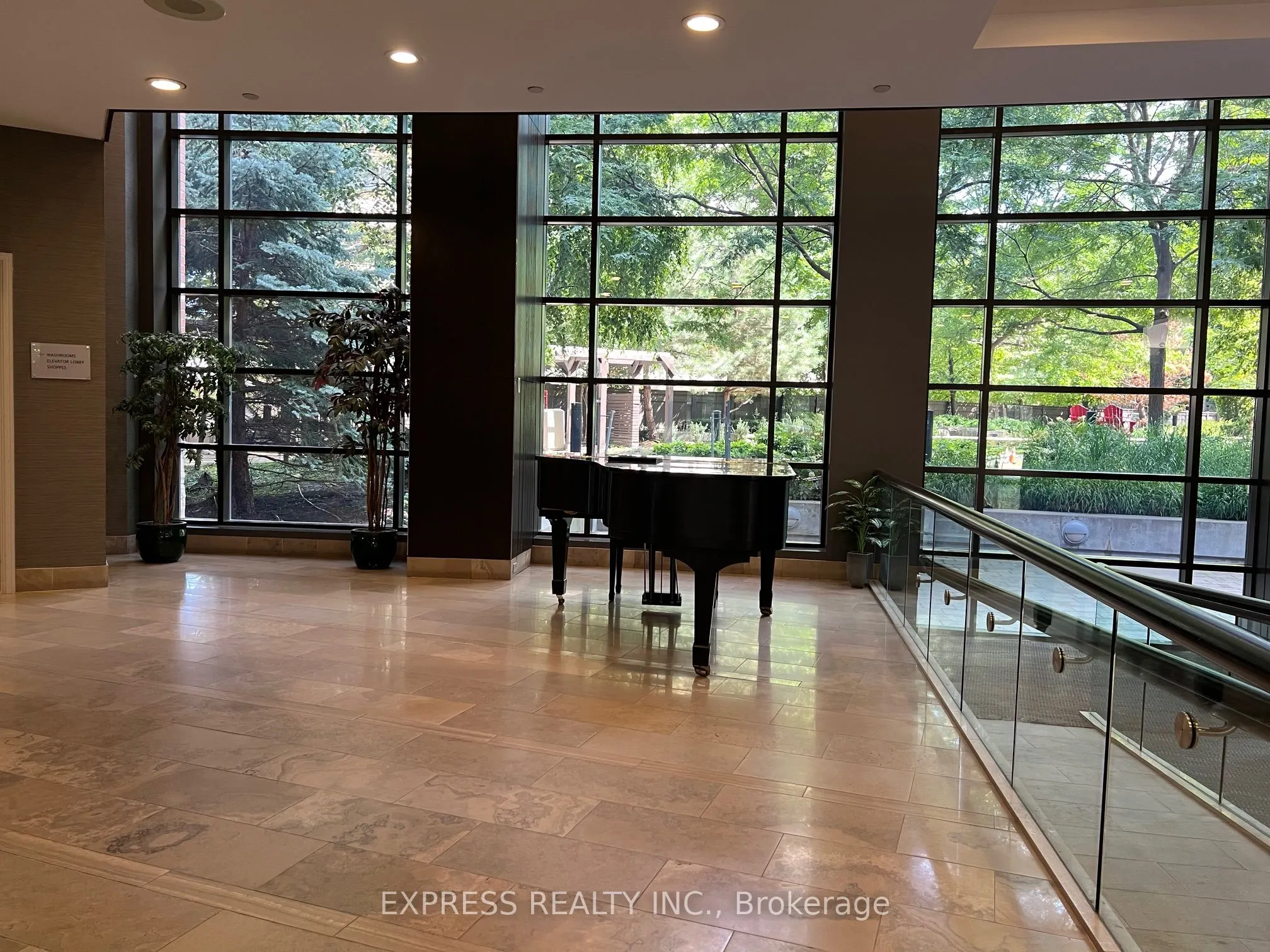33 Sheppard Avenue, #2100