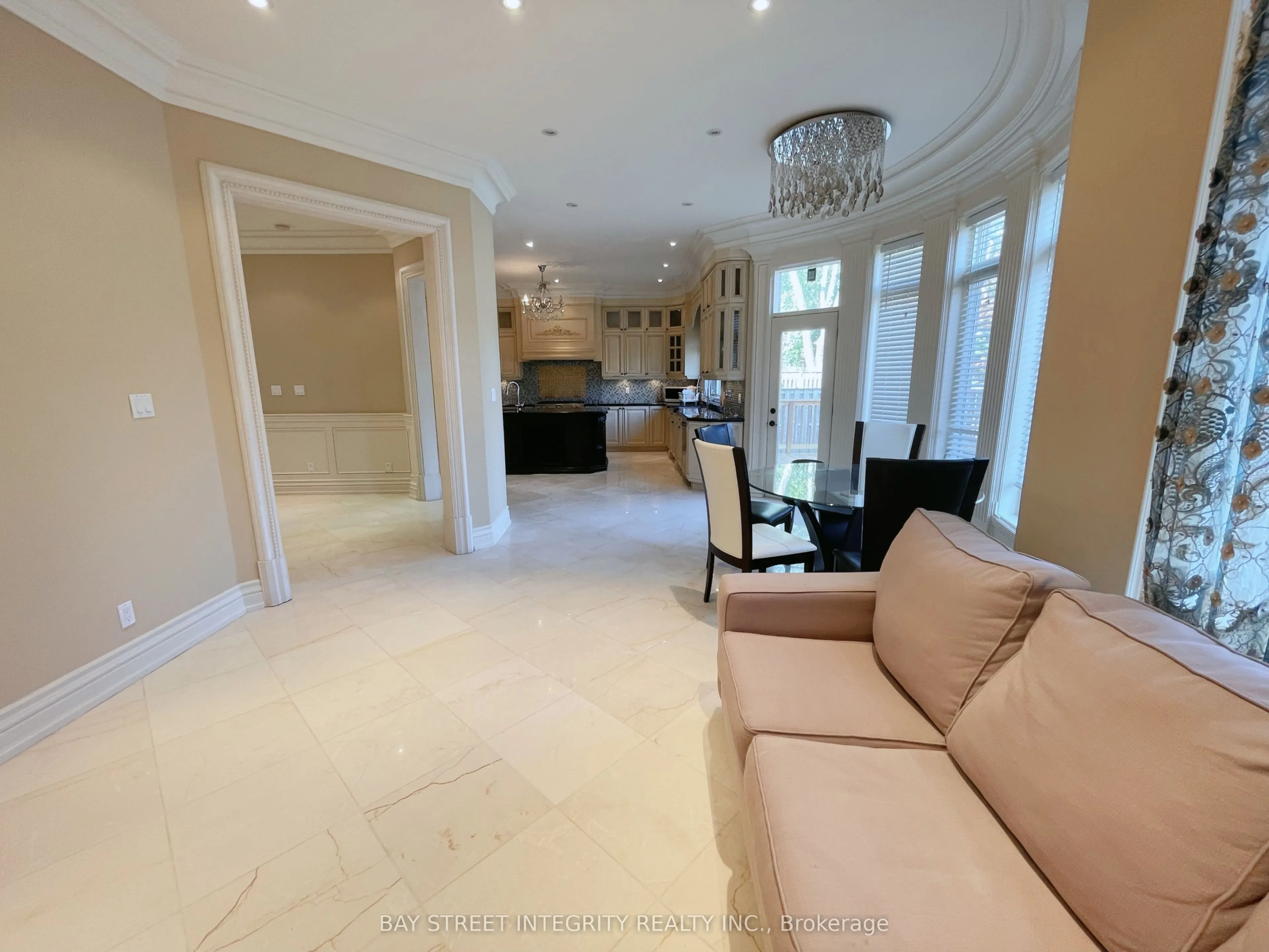 336 Greenfield Avenue, #upper