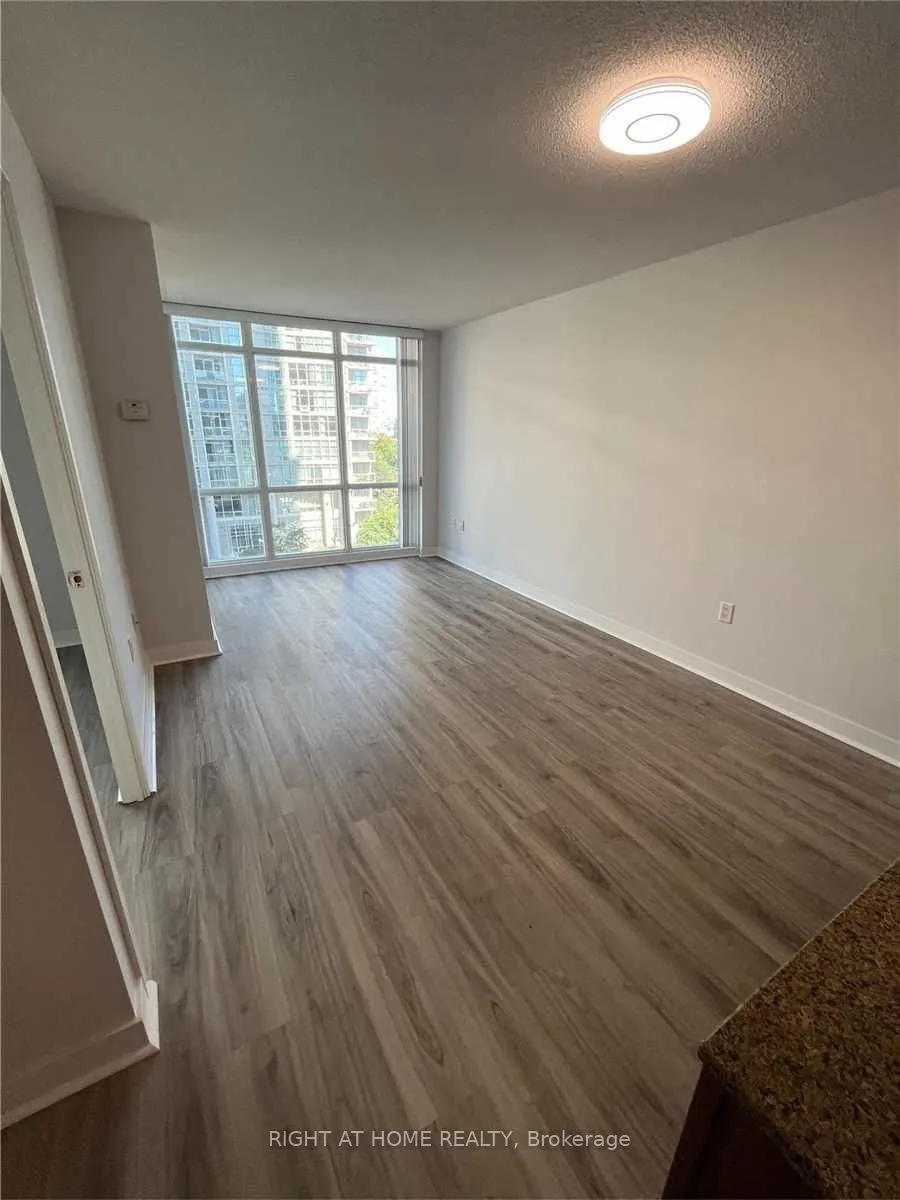 11 Brunel Court, #507