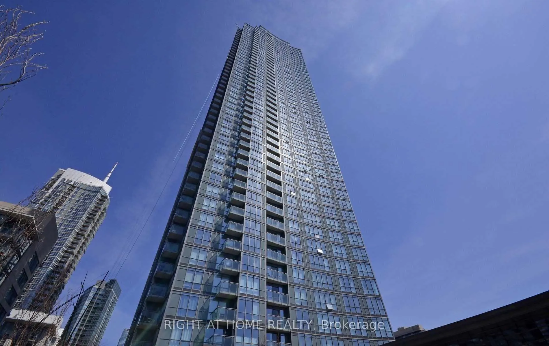 11 Brunel Court, #507
