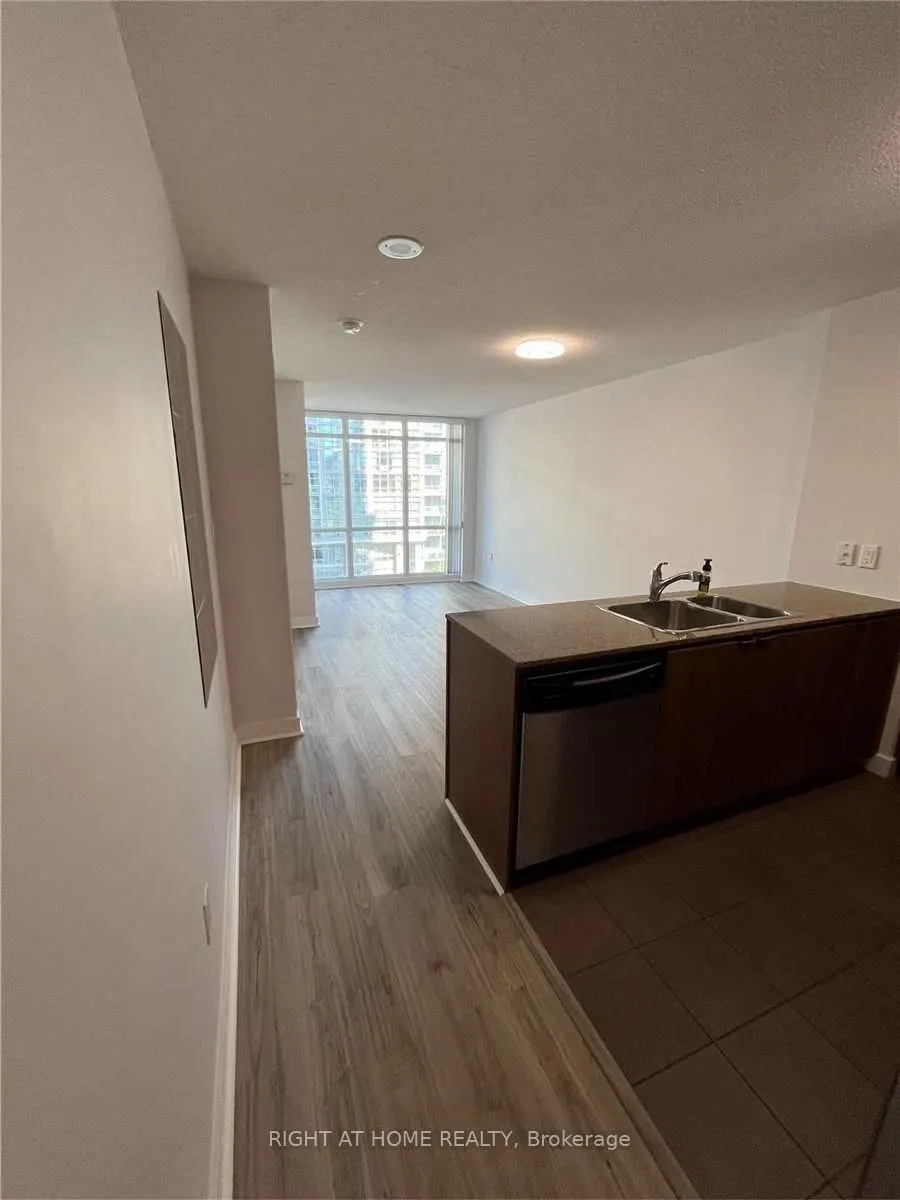 11 Brunel Court, #507