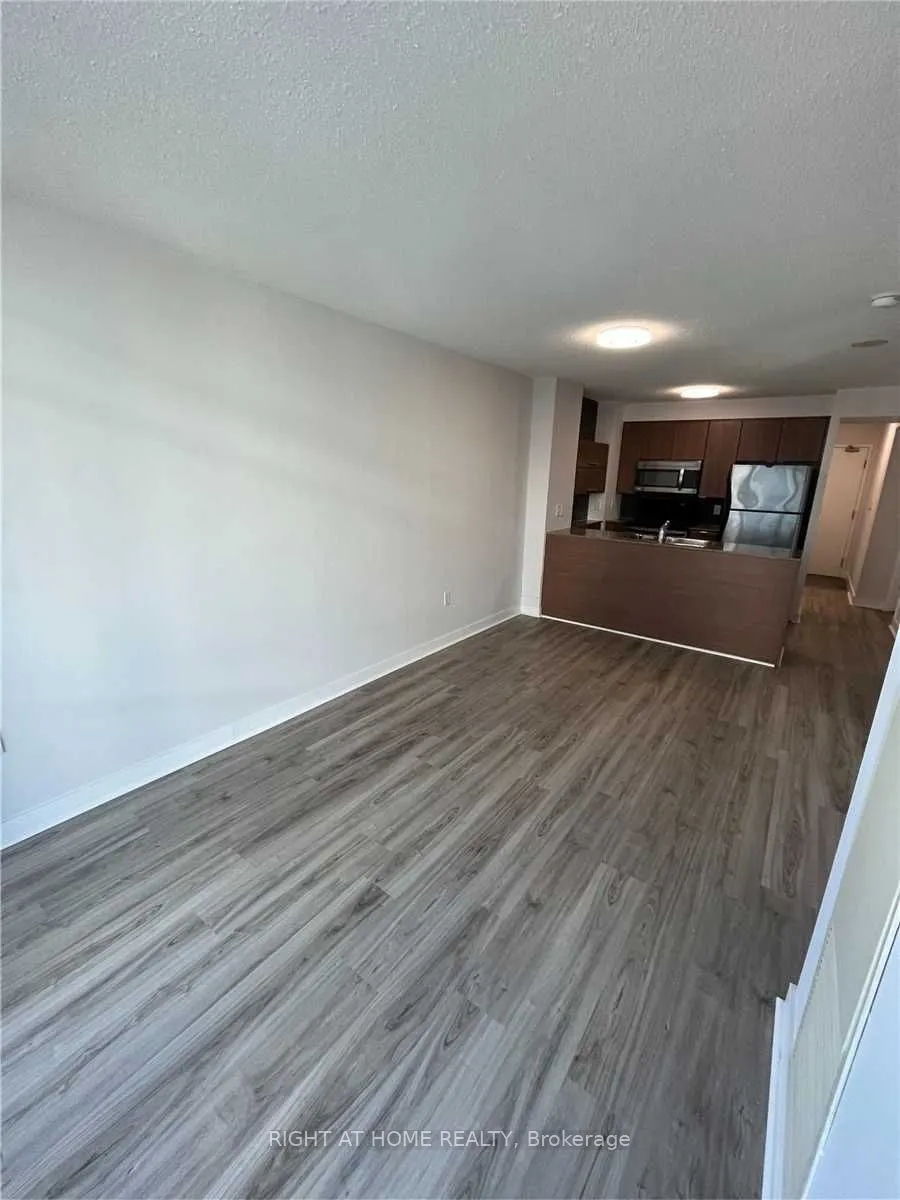 11 Brunel Court, #507