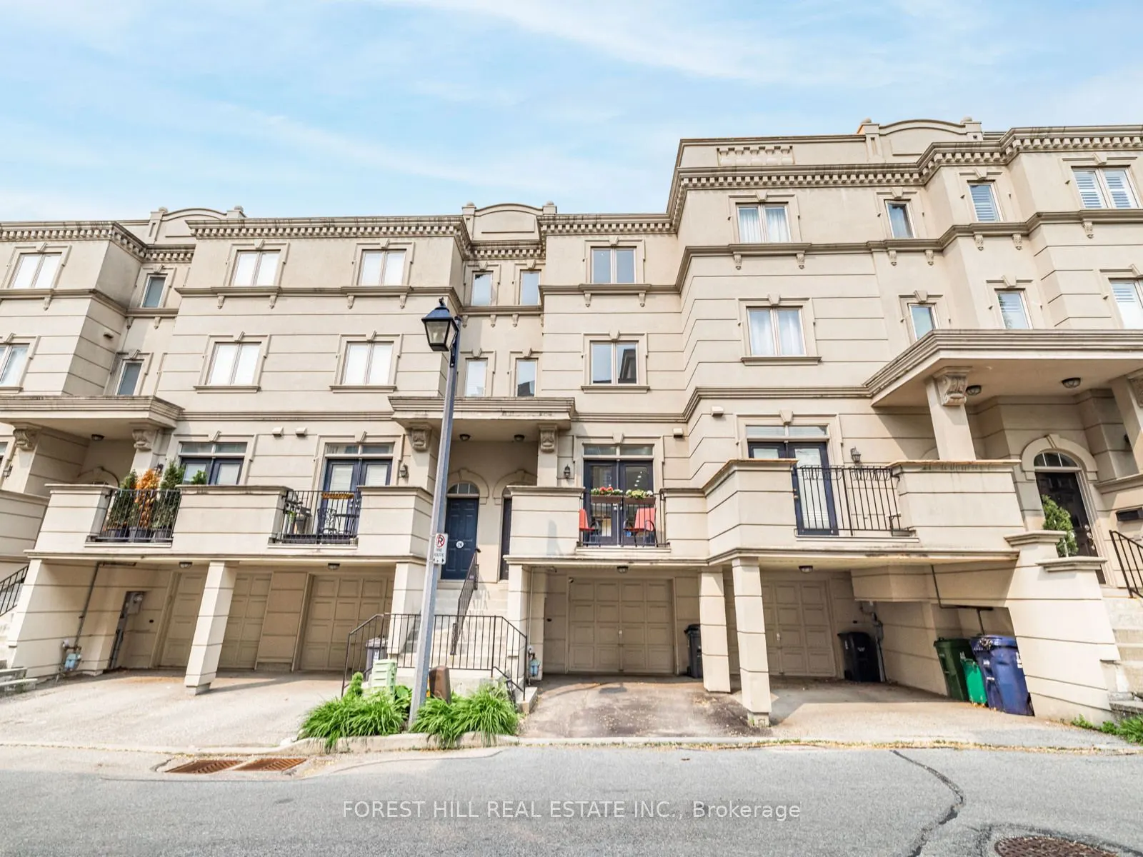 22 Espana Lane