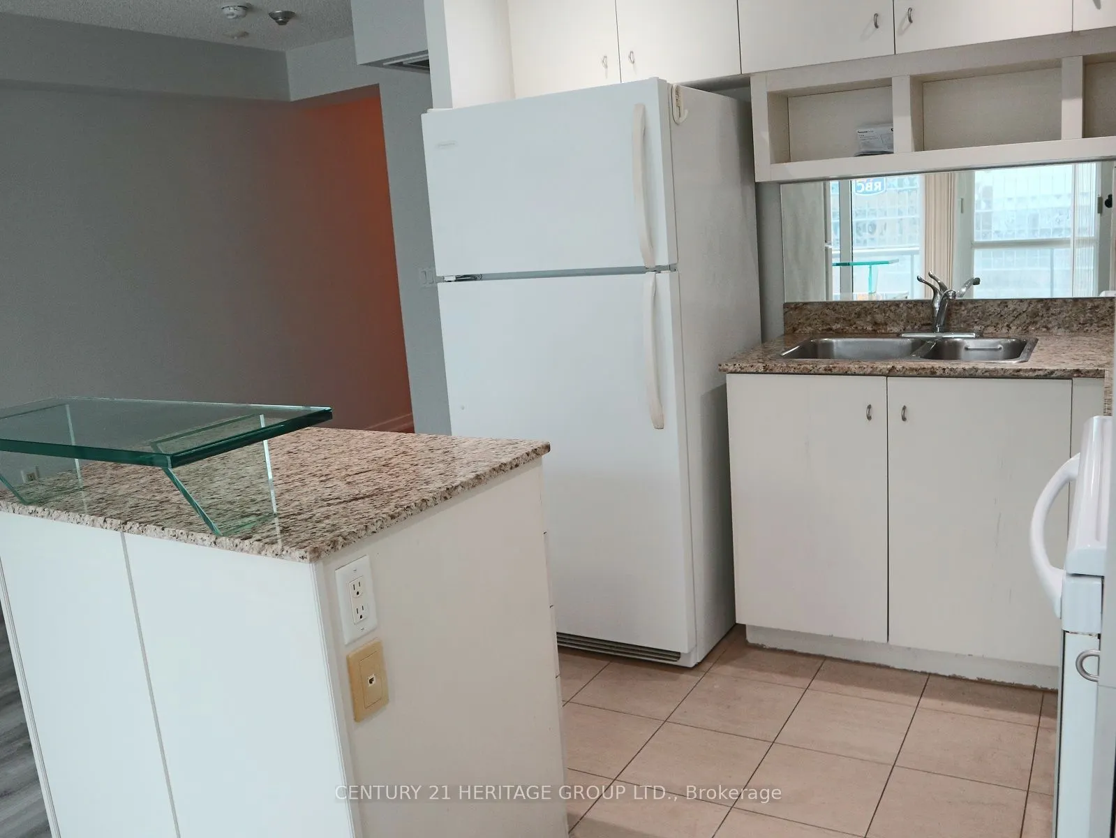8 York Street, #604
