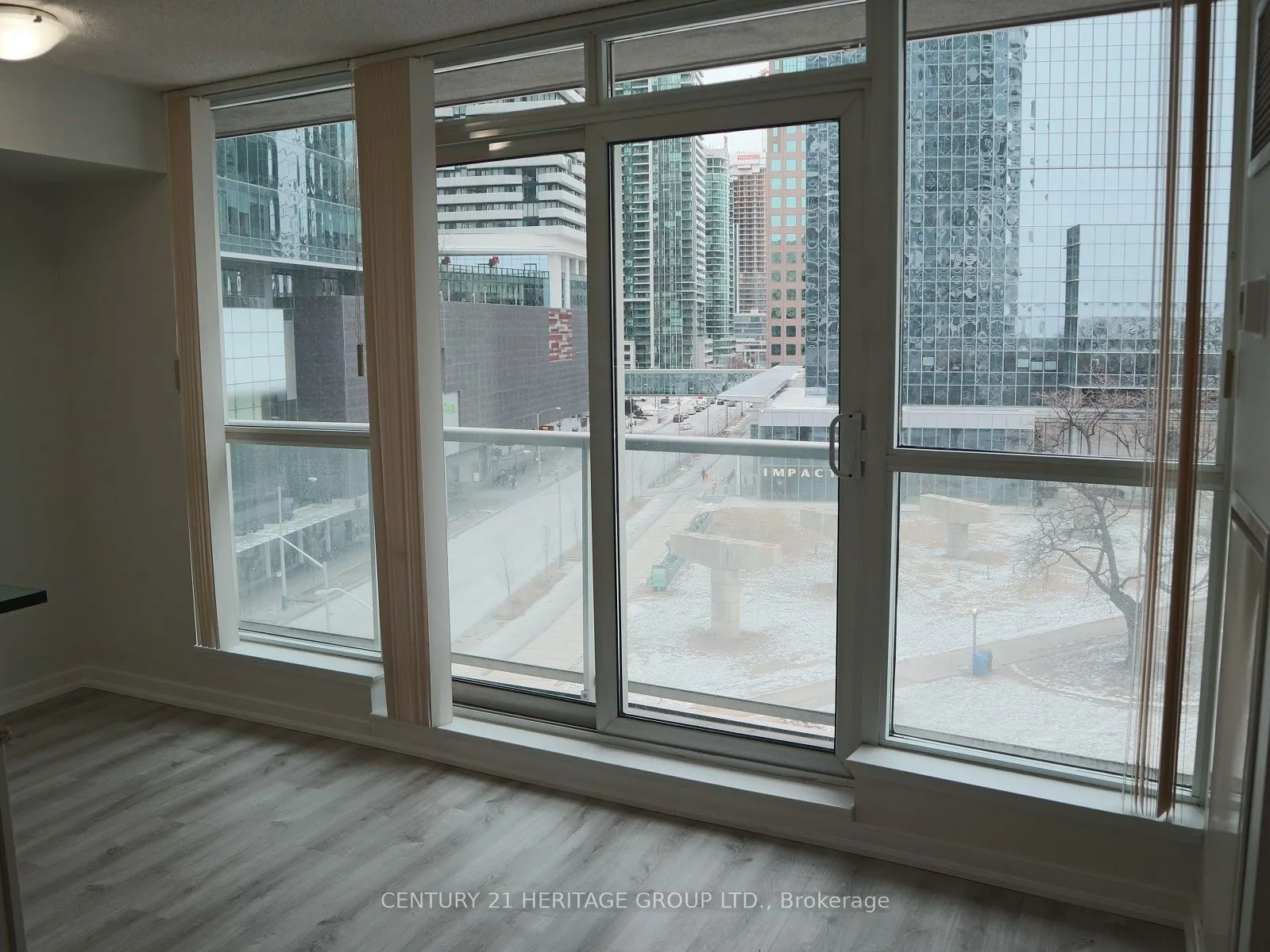 8 York Street, #604