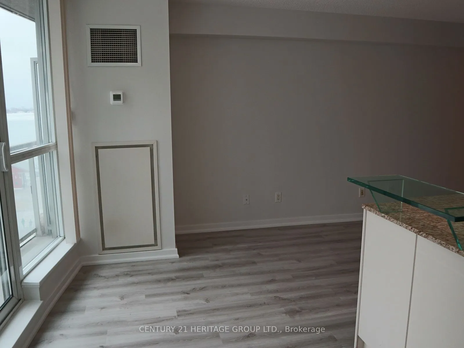 8 York Street, #604