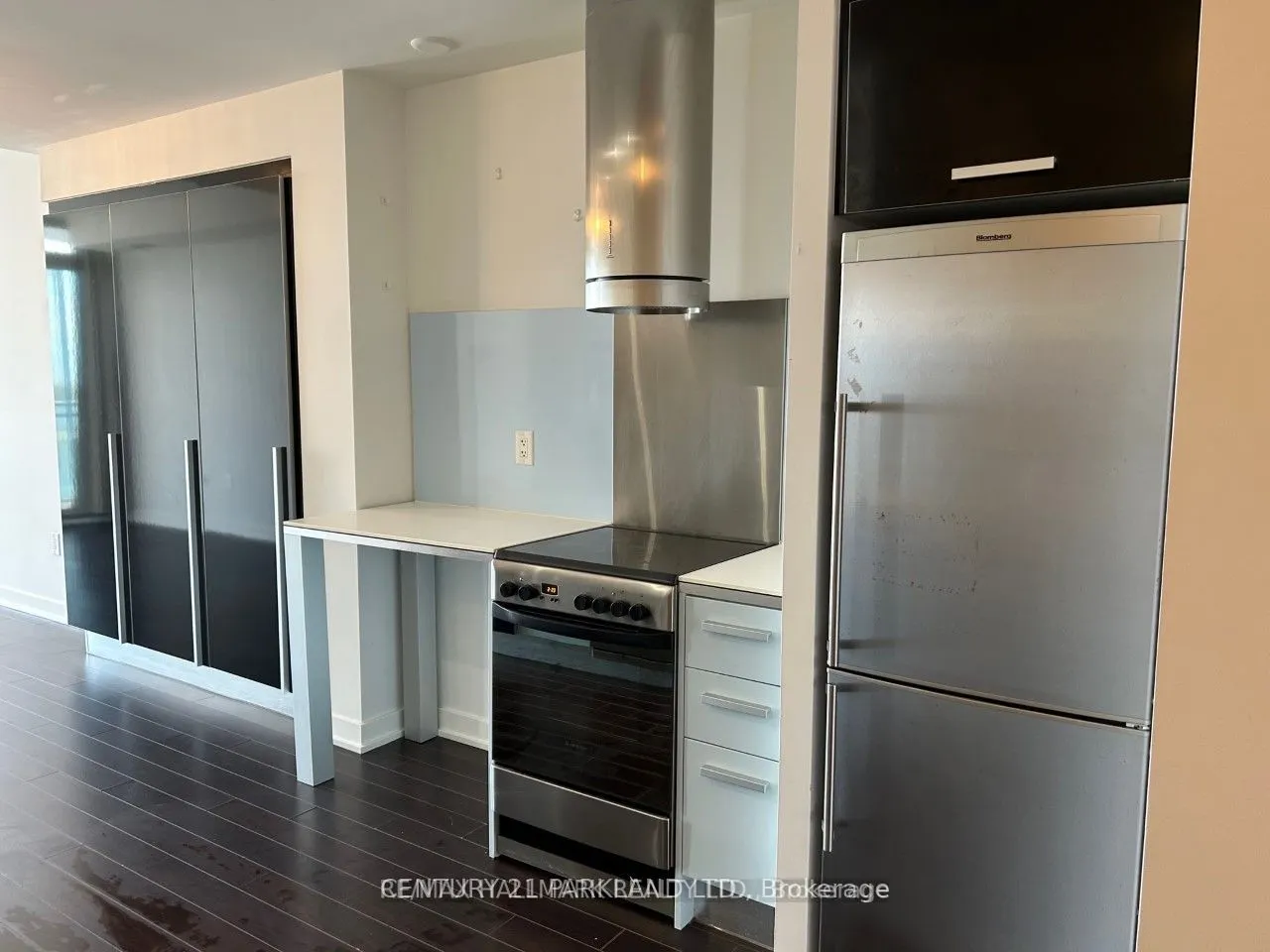 38 Dan Leckie Way, #2315