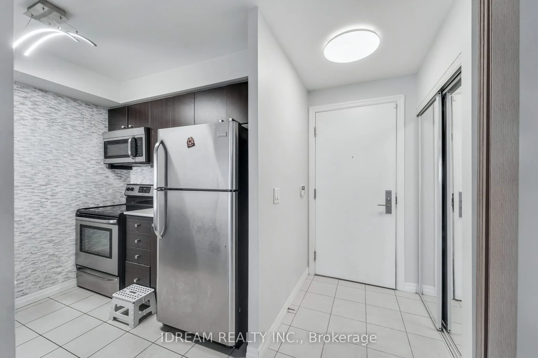 275 Yorkland Road, #2505