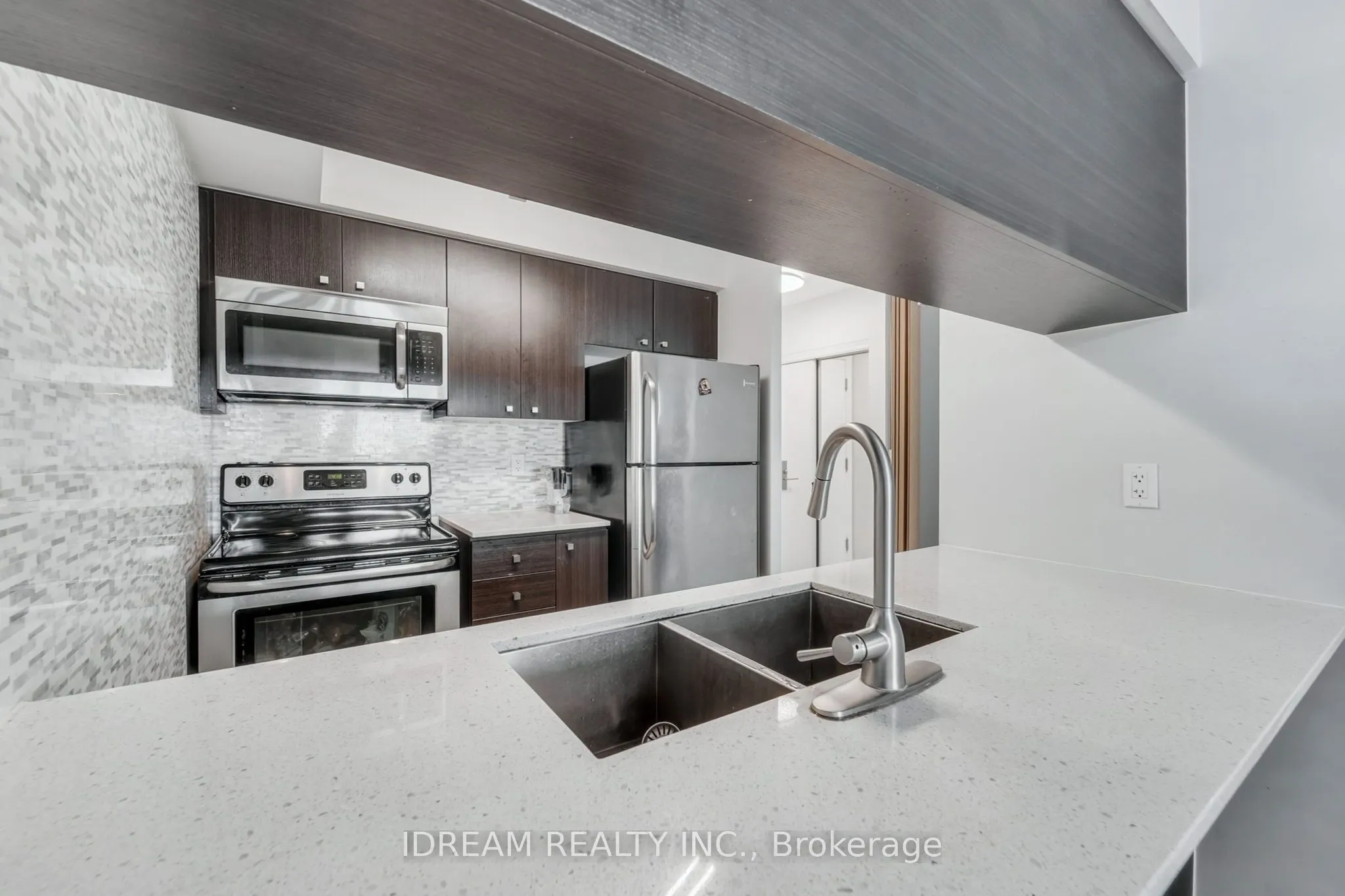 275 Yorkland Road, #2505