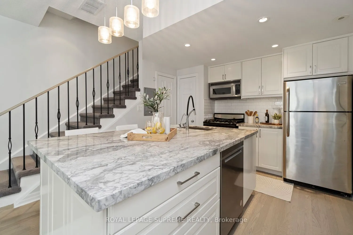 6 Wellesley Place, #37