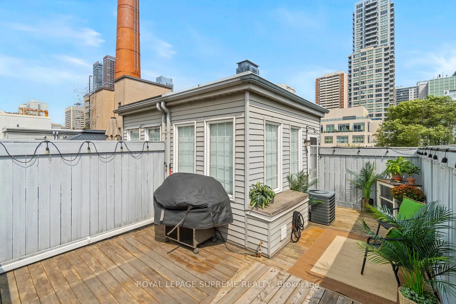 6 Wellesley Place, #37
