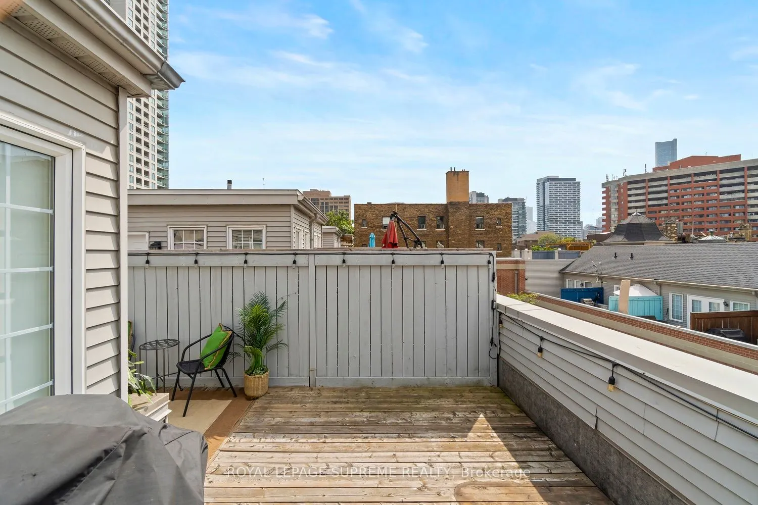 6 Wellesley Place, #37