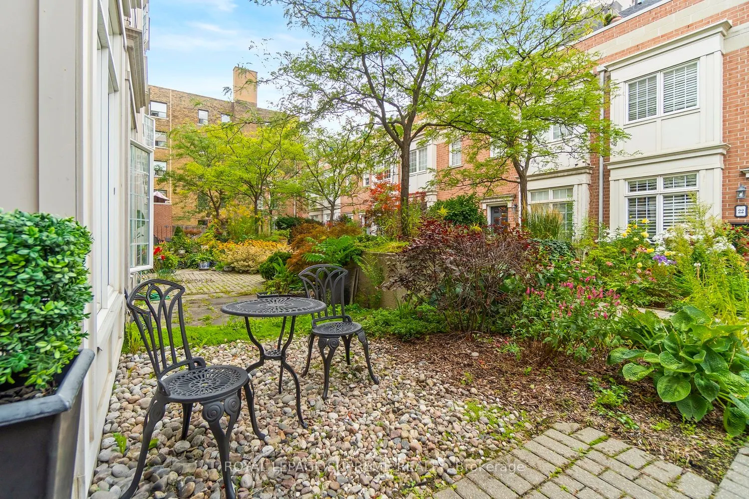 6 Wellesley Place, #37